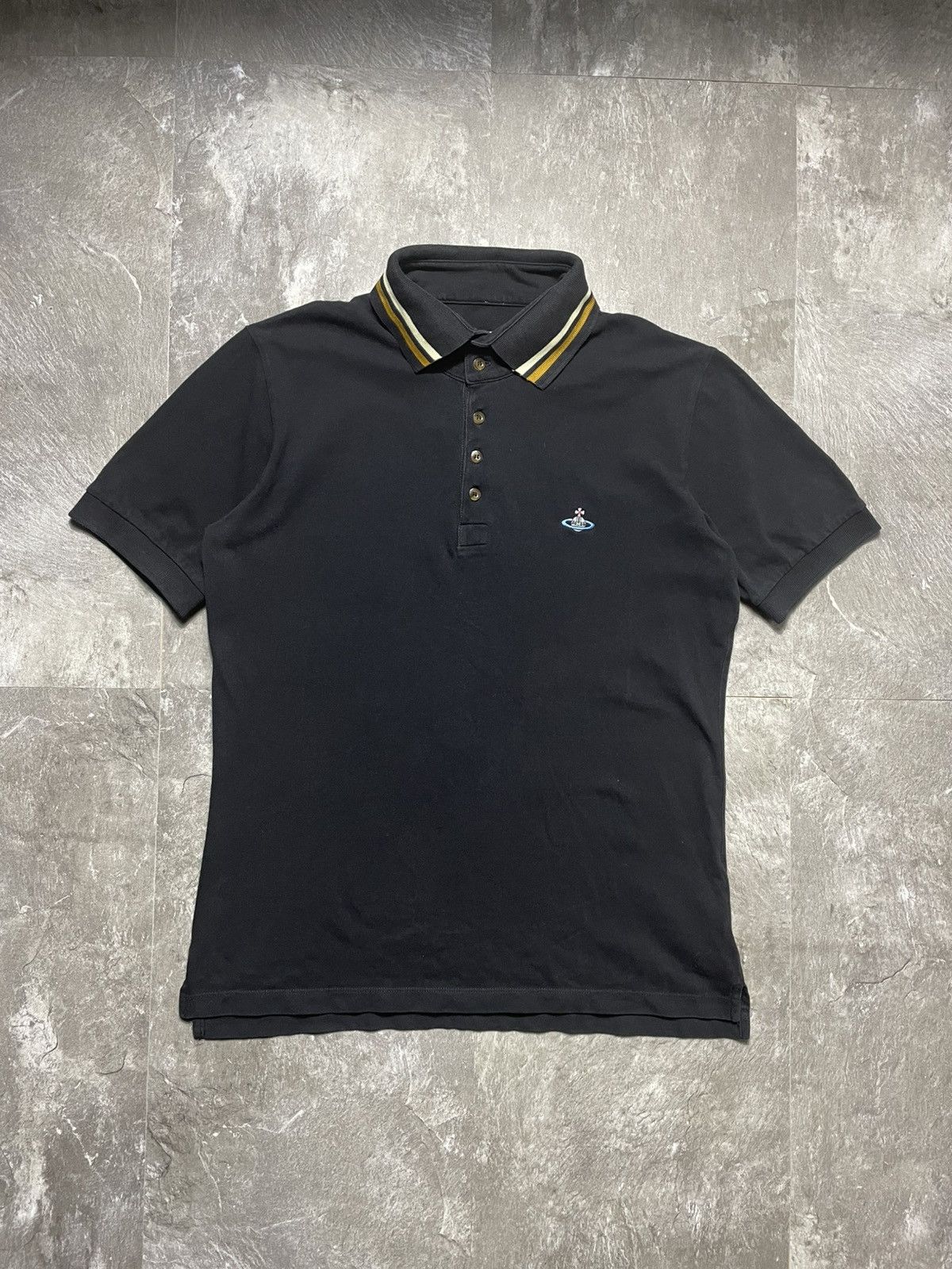Vivienne Westwood Vintage Vivienne Westwood Polo Shirt Logo Orb Basic Y2k Size US XL / EU 56 / 4 - 1 Thumbnail