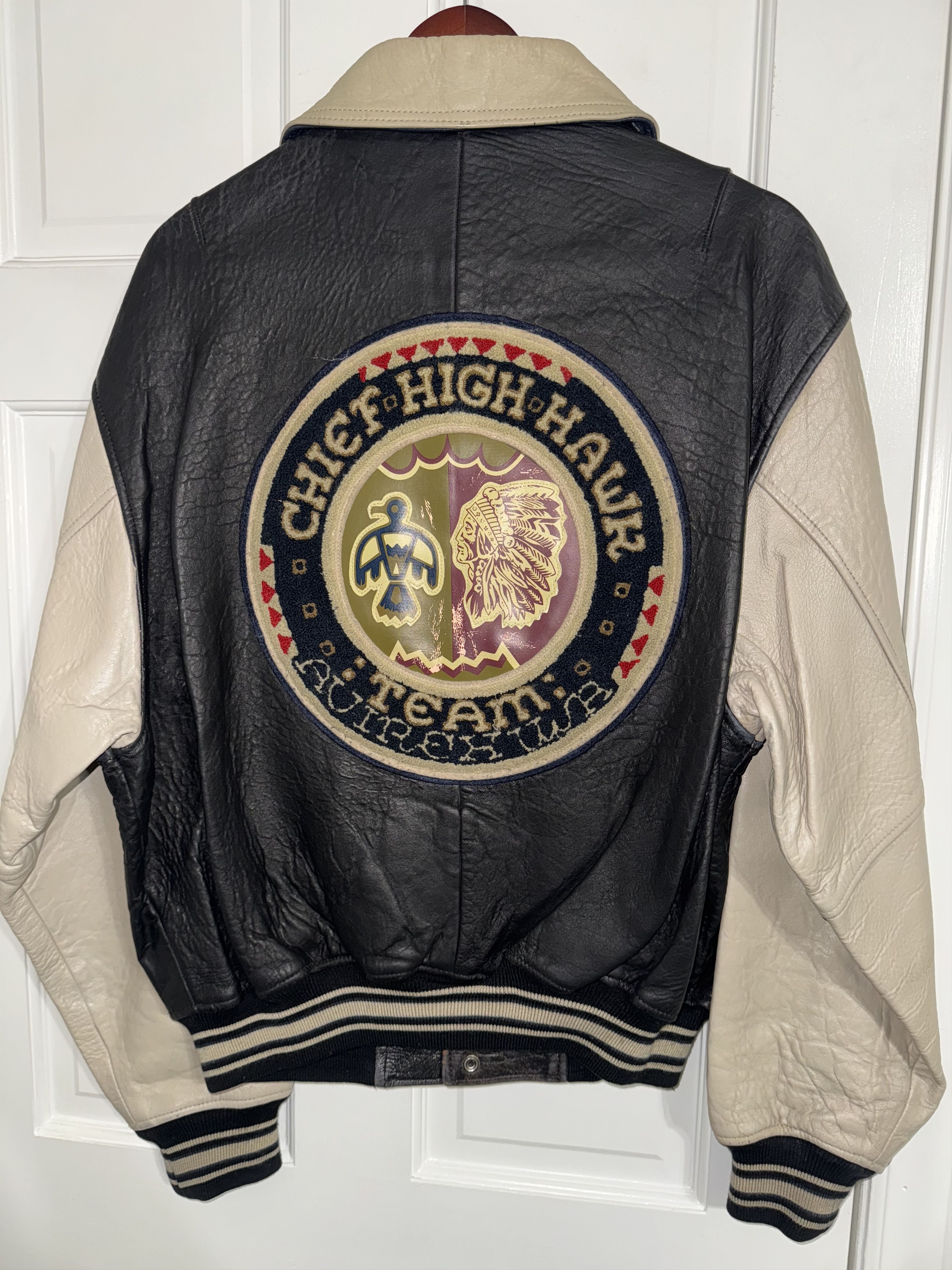 Avirex 90’s AVIREX CHIEF HIGH HAWK LEATHER VARSITY JACKET SZ M Size US M / EU 48-50 / 2 - 1 Thumbnail