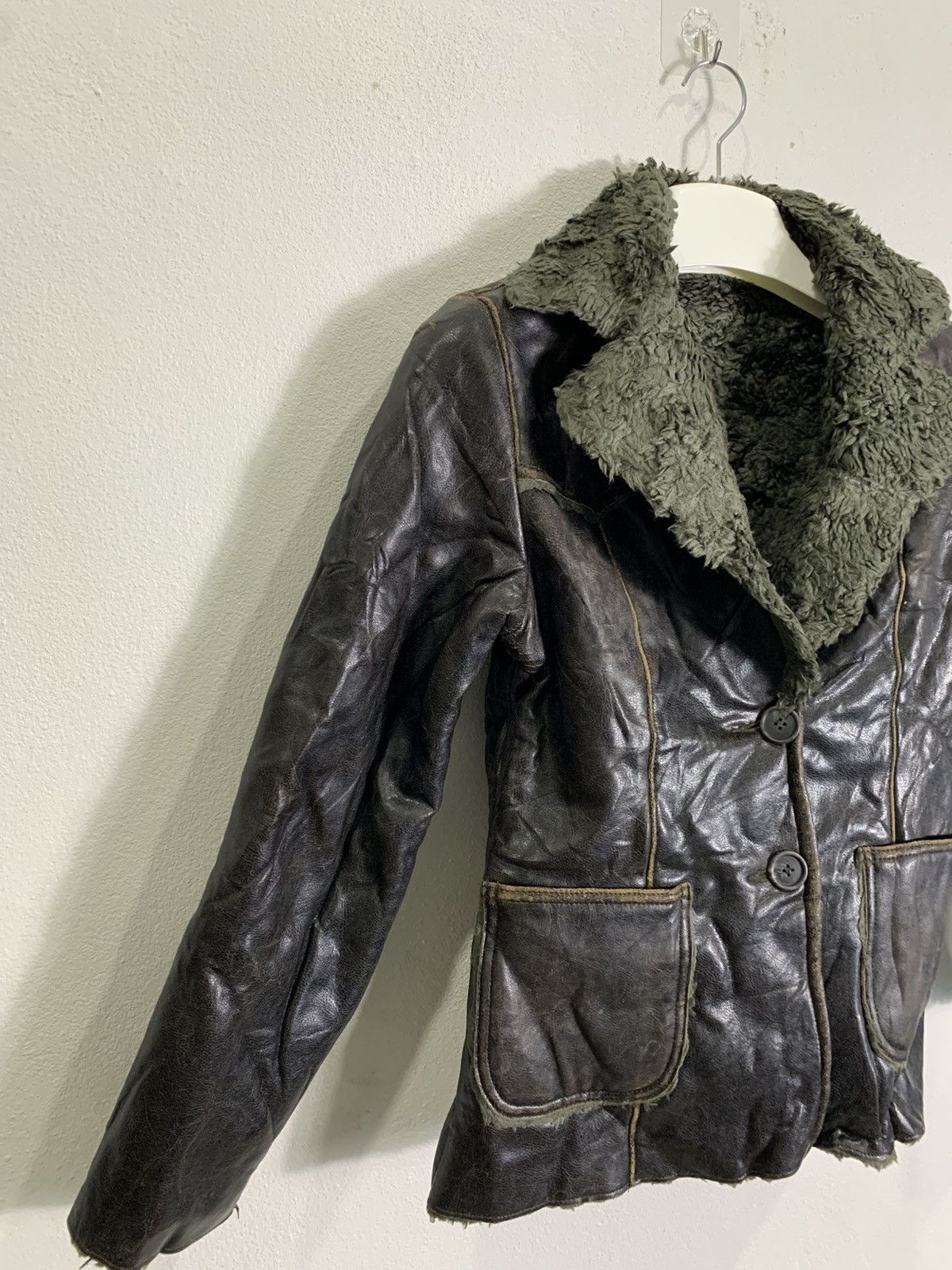 Vintage Vintage UCB Shearling Faux Fur Jacket Size XS / US 0-2 / IT 36-38 - 6 Thumbnail