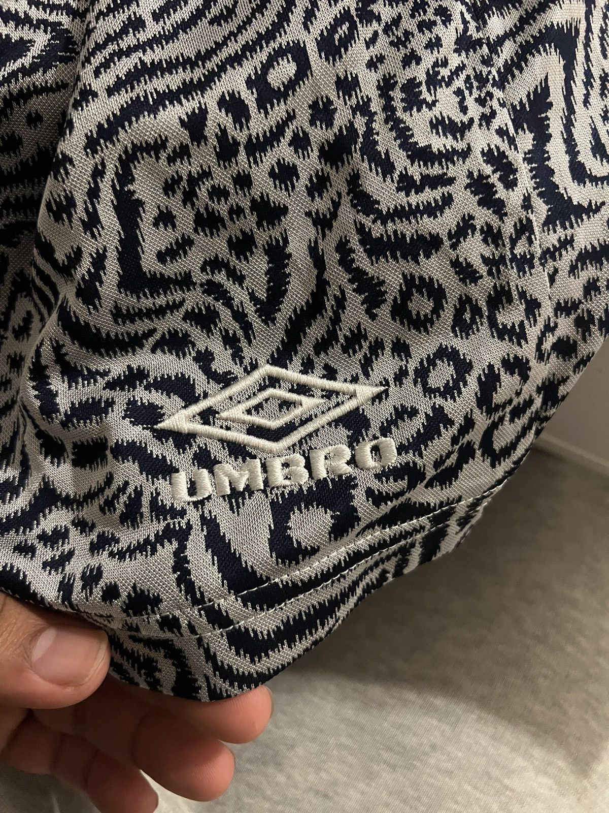 Supreme × Umbro Supreme UMBRO JACQUARD ANIMAL PRINT SHORTS Size US 32 / EU 48 - 2 Thumbnail