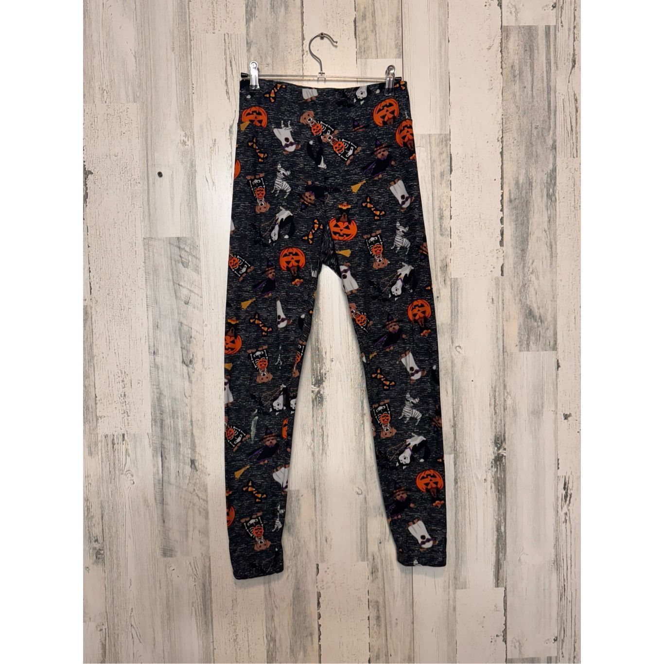 Other No Boundaries Young Ladies Halloween Dog Print Leggings Size Size 30" / US 8 / IT 44 - 1 Thumbnail