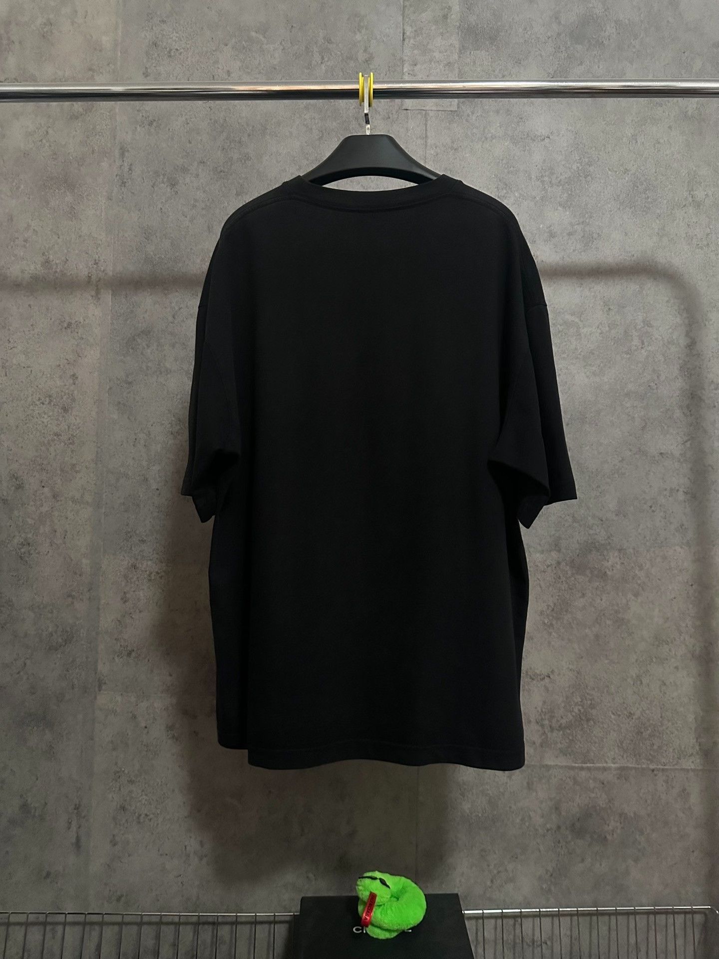 Balenciaga Balenciaga Double B Mosaic Short Sleeve T-shirt Size US XL / EU 56 / 4 - 4 Thumbnail