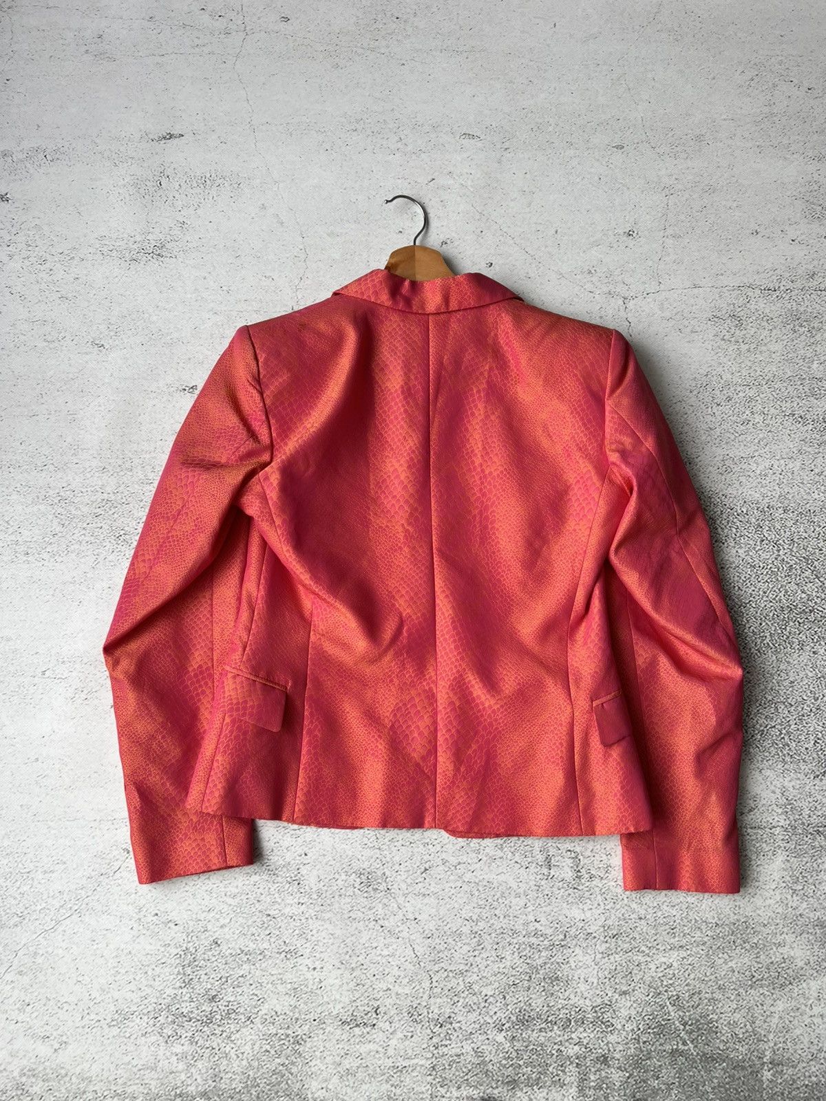 Versace Jeans Couture Vintage Versace Jeans Couture Blazer Pink Made in Italy Rare Size M / US 6-8 / IT 42-44 - 4 Thumbnail