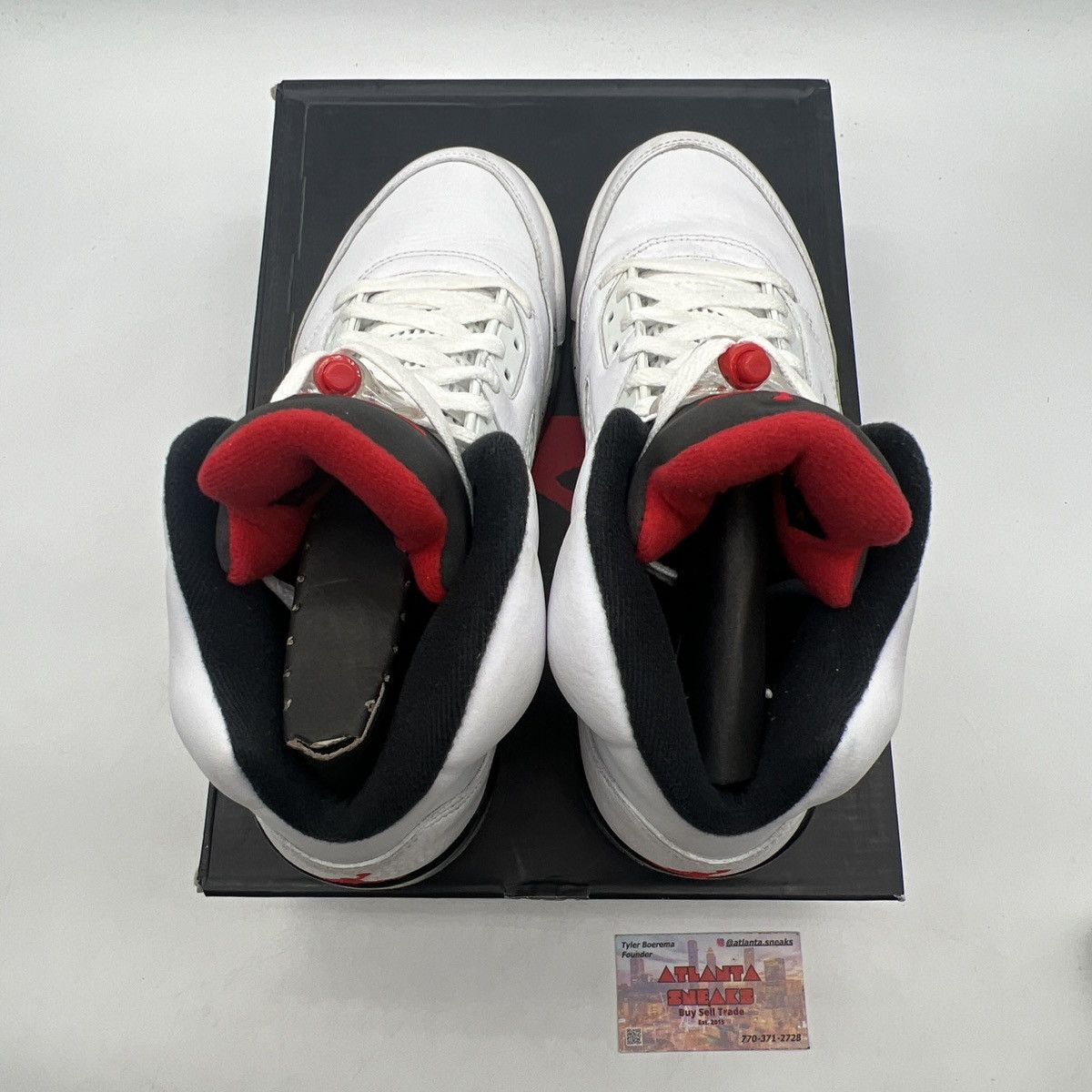 Jordan Brand Air Jordan 5 white cement Size US 8.5 / EU 41-42 - 9 Thumbnail
