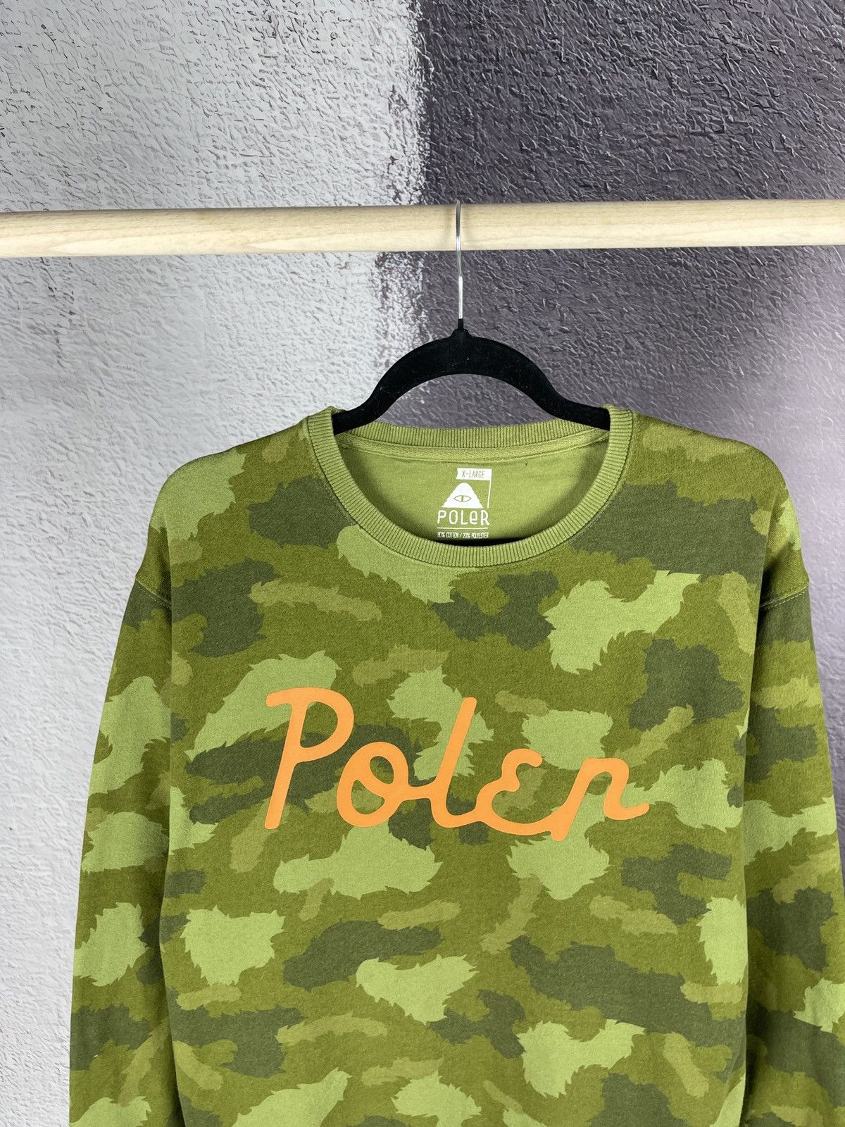 Poler Poler Stuff big logo camouflage sweatshirt Size US XL / EU 56 / 4 - 3 Thumbnail