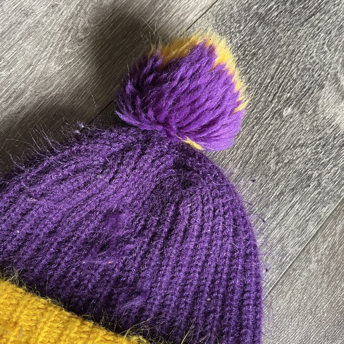 NFL Vintage 1970s NFL Minnesota Vikings Puff 2 Tone Beanie Wool Size ONE SIZE - 6 Thumbnail
