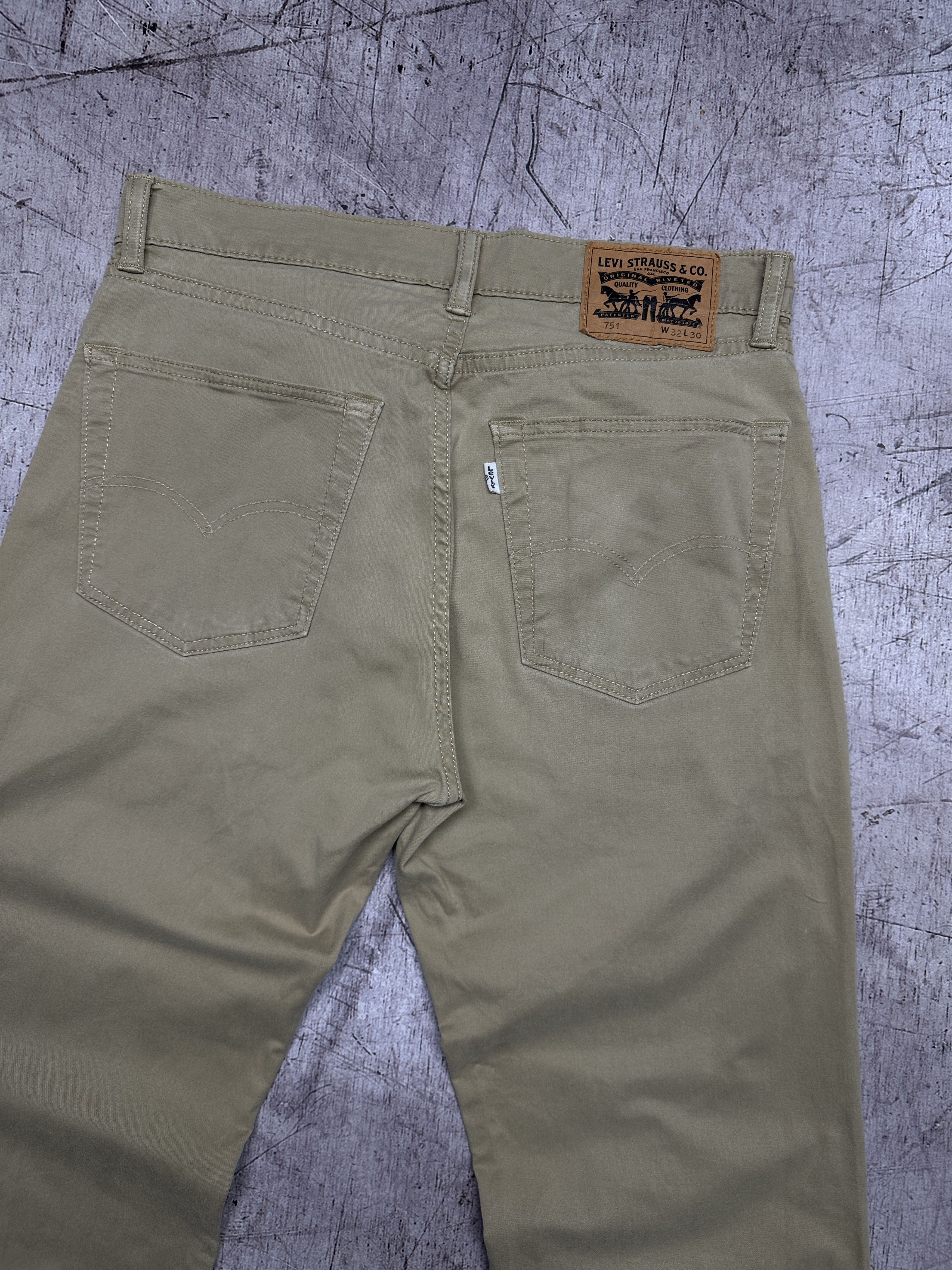 Levi's × Levi's Vintage Clothing Levi's 751 Vintage Mens Denim Pants Jeans Size US 32 / EU 48 - 2 Thumbnail