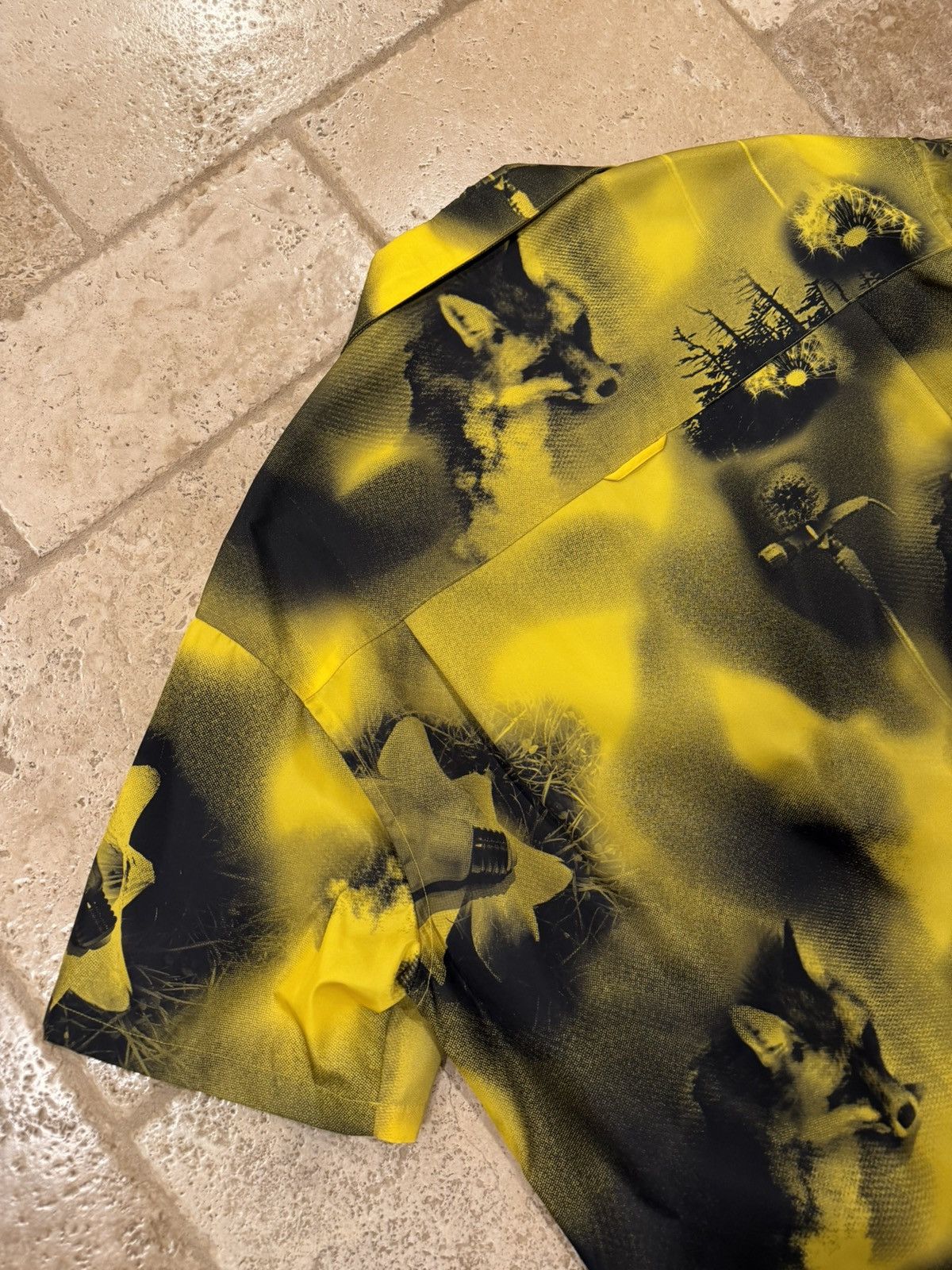Prada Prada Abstract Fox-Print Yellow Nylon Yellow Bowling Shirt Size US L / EU 52-54 / 3 - 10 Thumbnail
