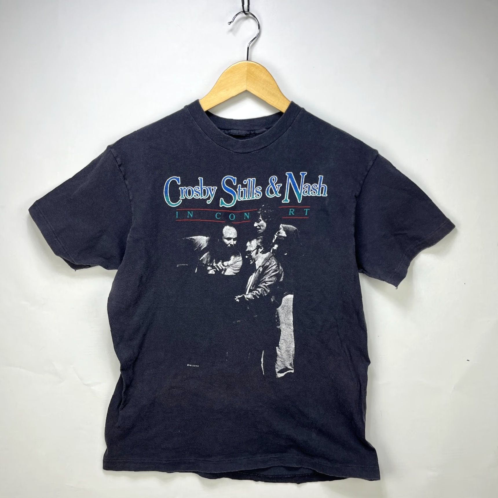 Vintage VINTAGE Crosby Stills and Nash Concert Band T Shirt M Black 80s 1984 Mens Shirt** Size US M / EU 48-50 / 2 - 2 Thumbnail