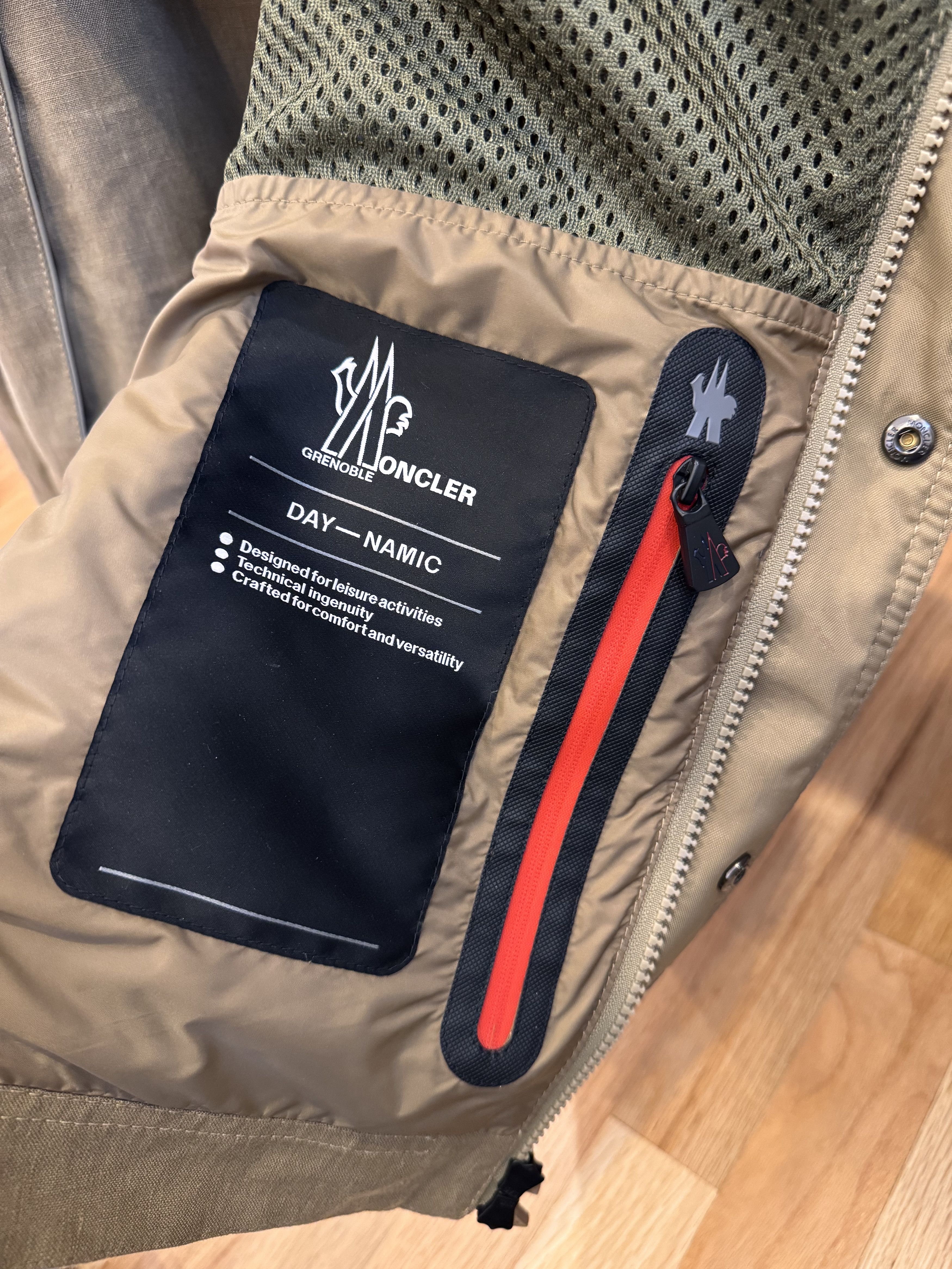 Moncler Givors Linen Hooded Jacket Size US L / EU 52-54 / 3 - 6 Thumbnail