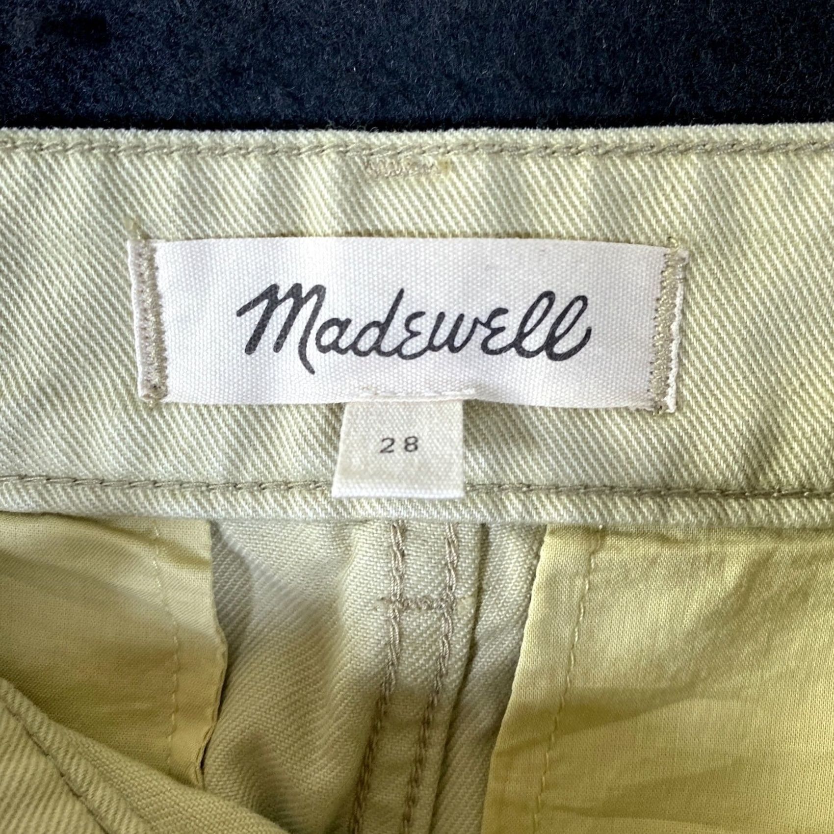 Madewell Madewell Jeans Pastel Green High Rise Straight 100% Cotton 28 Womens Boyfriend Regular 5-Pocket Denim Shirt? Size 28" / US 6 / IT 42 - 4 Thumbnail