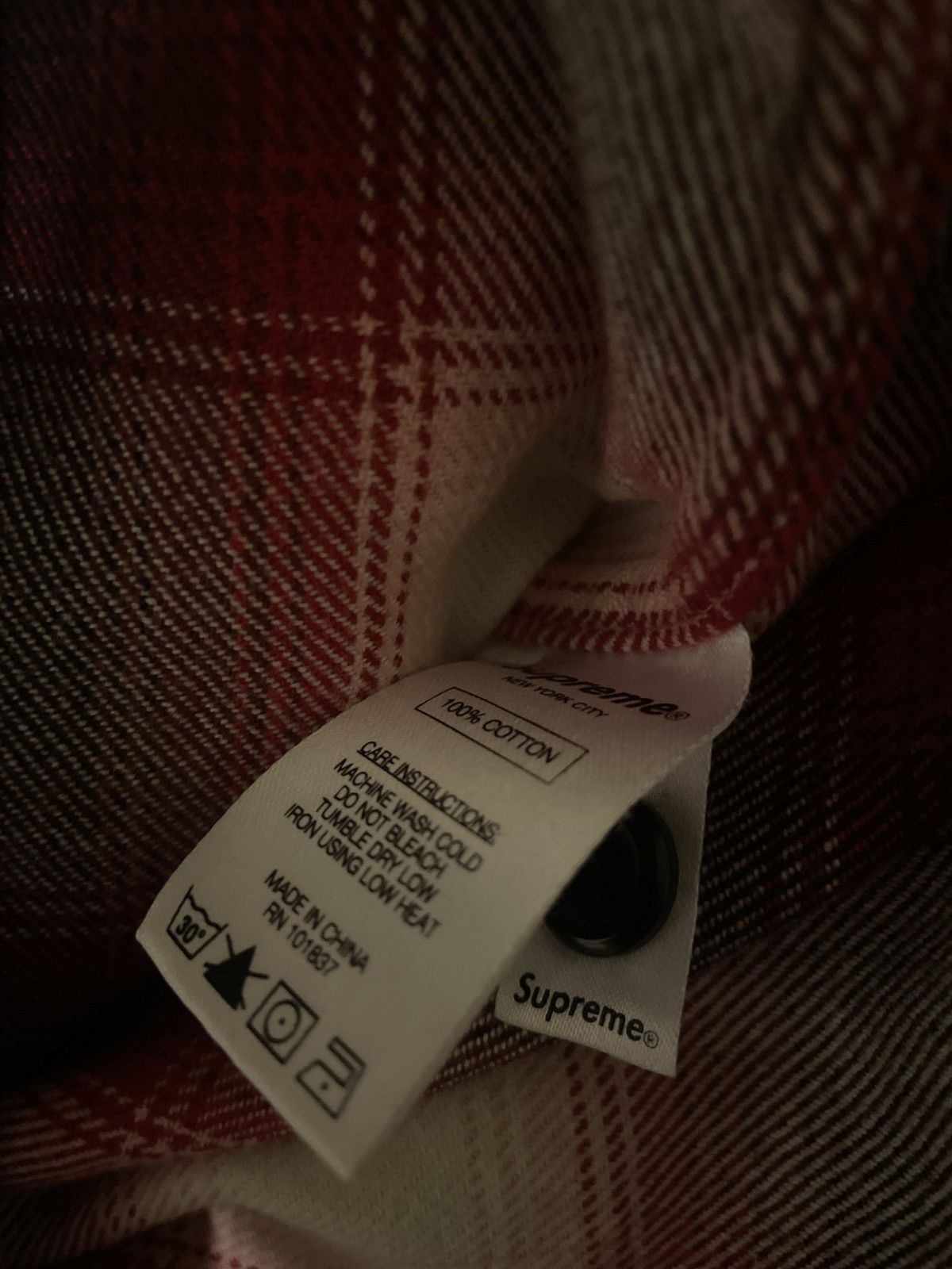 Supreme Supreme Shadow Plaid Flannel Zip Shirt Red F/W 2015 Size US L / EU 52-54 / 3 - 5 Thumbnail