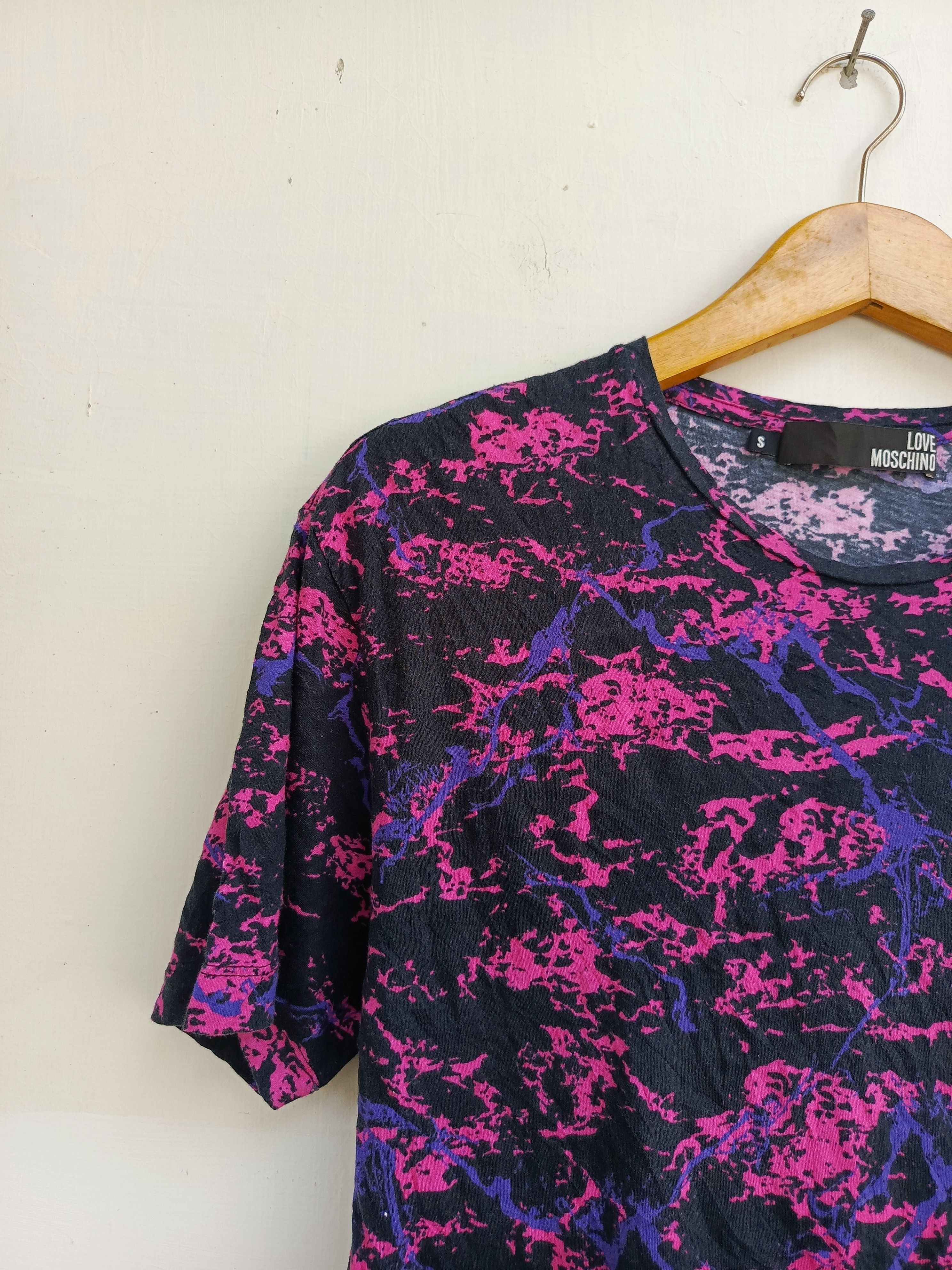 Moschino Love Moschino Abstract Pattern Tee Size US S / EU 44-46 / 1 - 7 Thumbnail