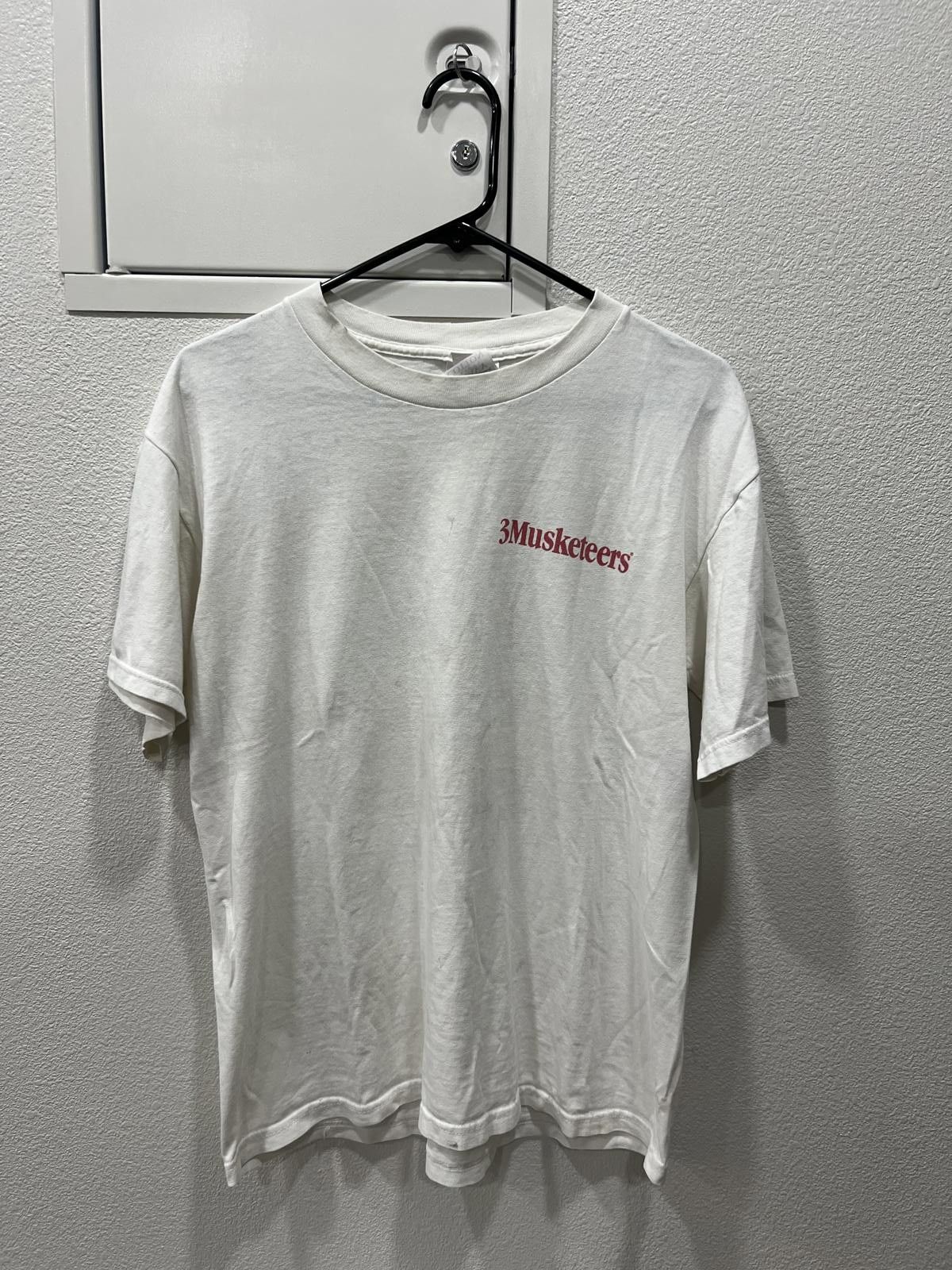 Gildan 90s Three Musketeers Promo Tee Size US M / EU 48-50 / 2 - 1 Thumbnail