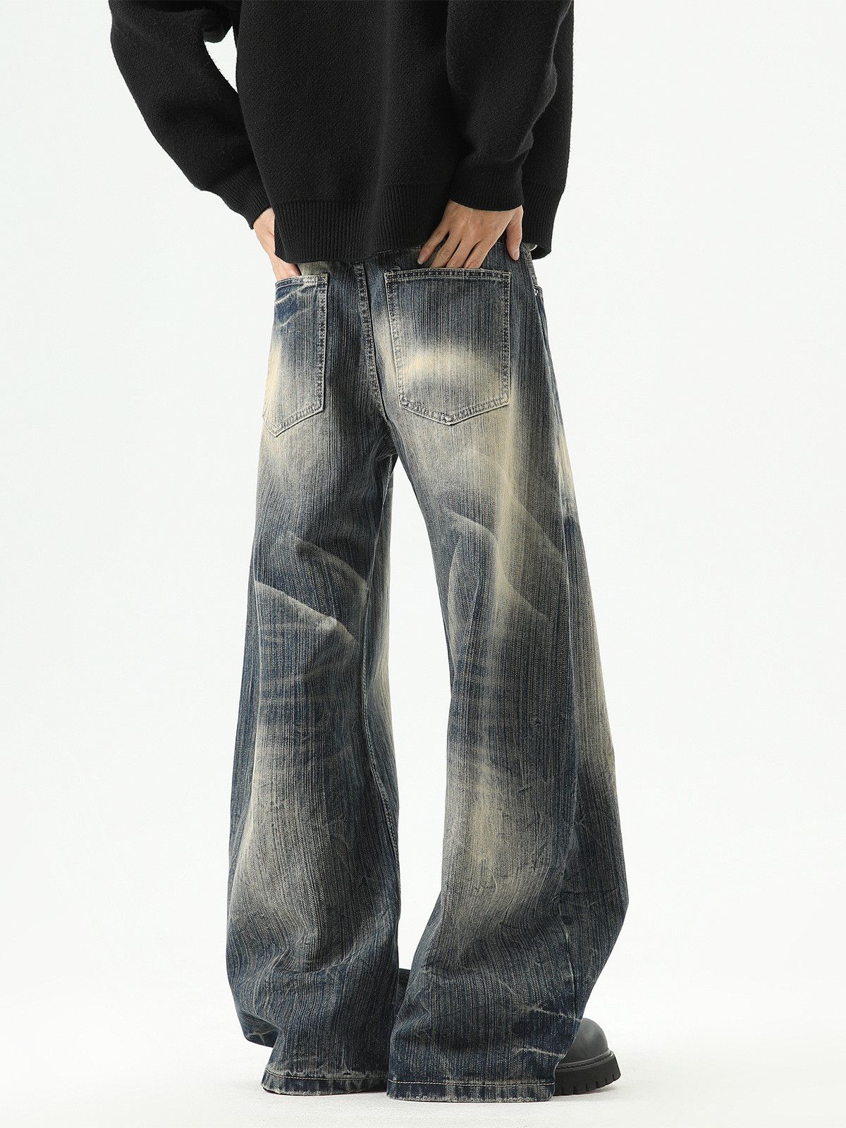 Vintage Men's washed distressed vintage curved lightning jeans Size US 32 / EU 48 - 5 Thumbnail