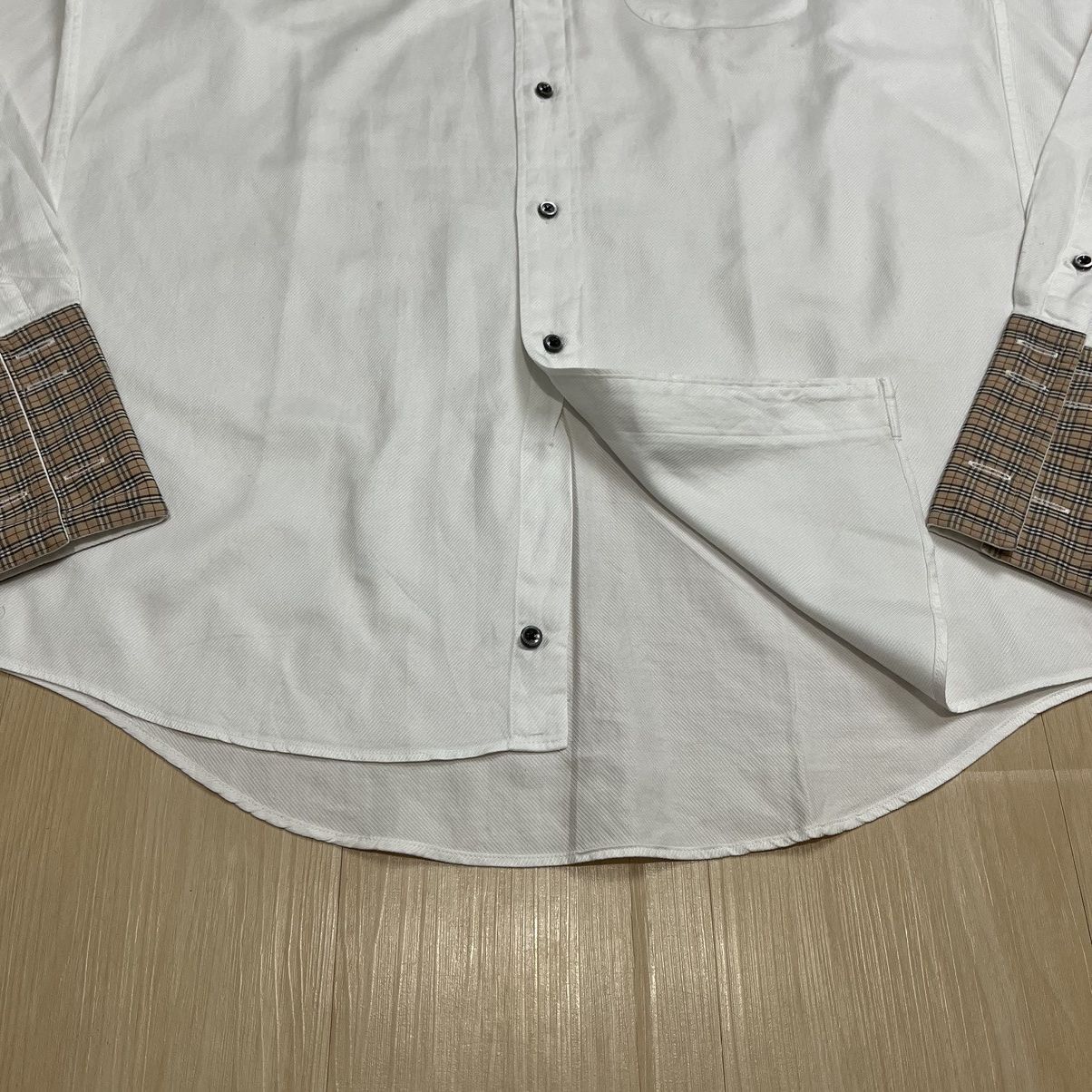 Burberry Burberry Blacklabel Novacheck Shirt Size US L / EU 52-54 / 3 - 3 Thumbnail