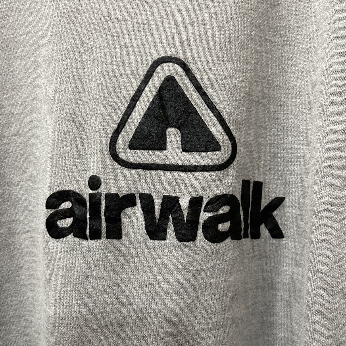 Vintage Thrashed faded Vintage airwalk logo tee Size US M / EU 48-50 / 2 - 3 Thumbnail