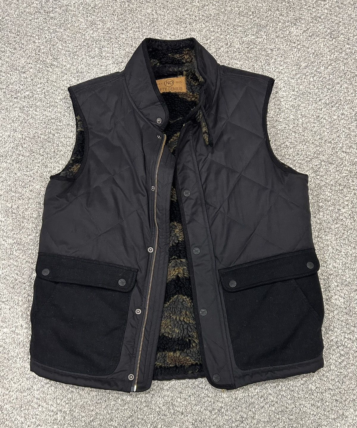 Other Nifty Genius Deer Valley Quilted Vest - Black Size US M / EU 48-50 / 2 - 1 Thumbnail
