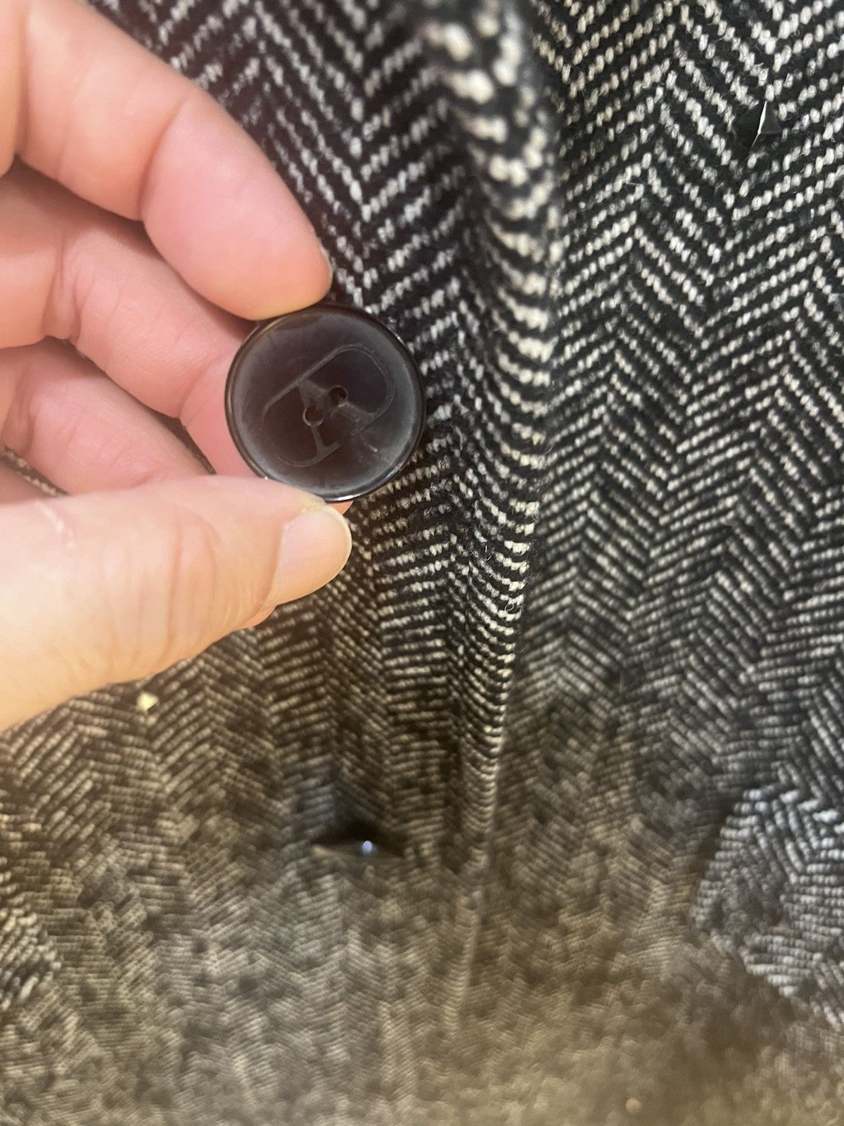 Valentino Valentino Garavani Herringbone single-breasted Coat size 44 Size US S / EU 44-46 / 1 - 8 Thumbnail