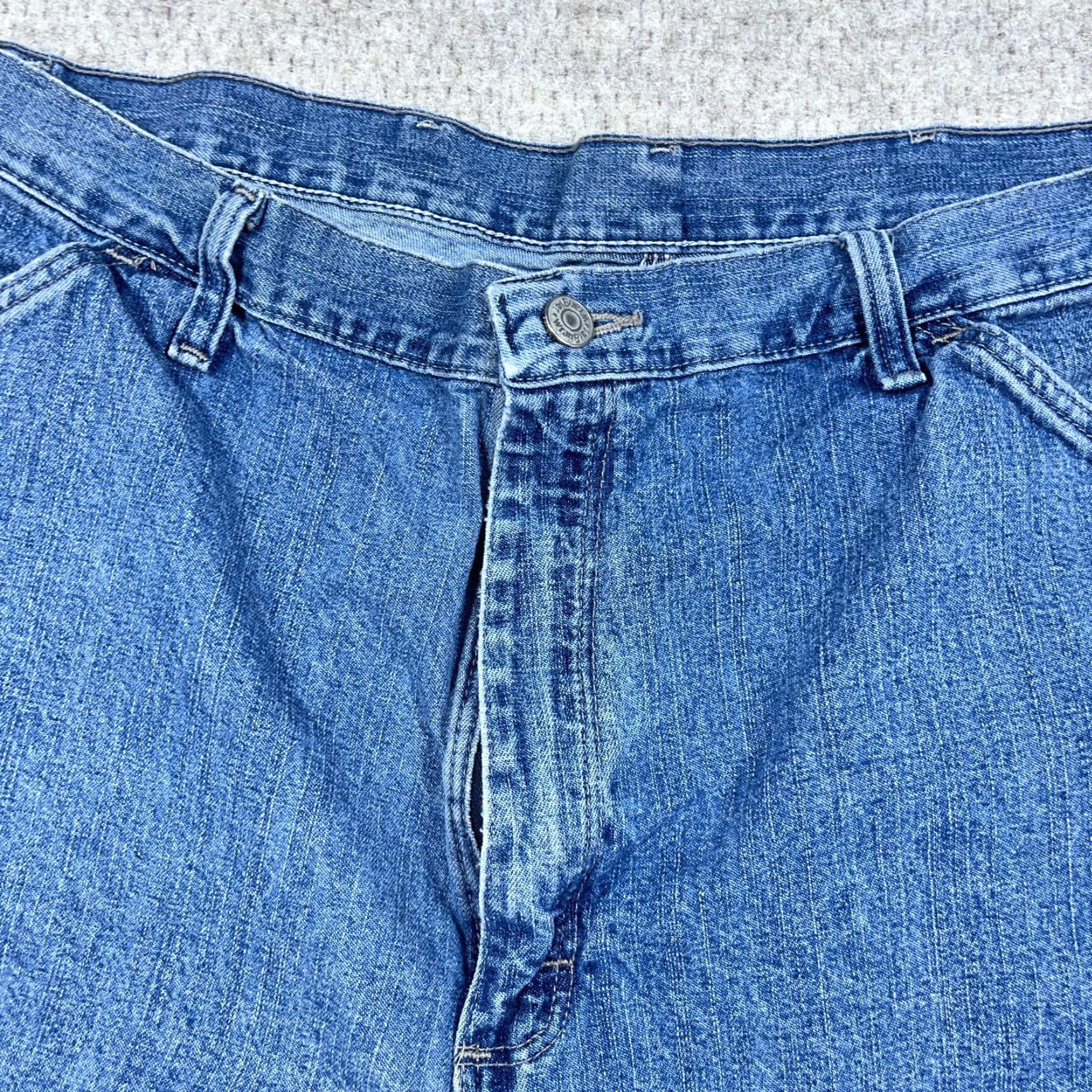 Wrangler VINTAGE Wrangler Shorts Men 38 Bermuda Denim 5-Pocket Relaxed Mid Rise Blue 90s Grunge Hip Hop Rockabilly Classic Workwear Casual Bagg y Jorts Size US 38 / EU 54 - 4 Thumbnail