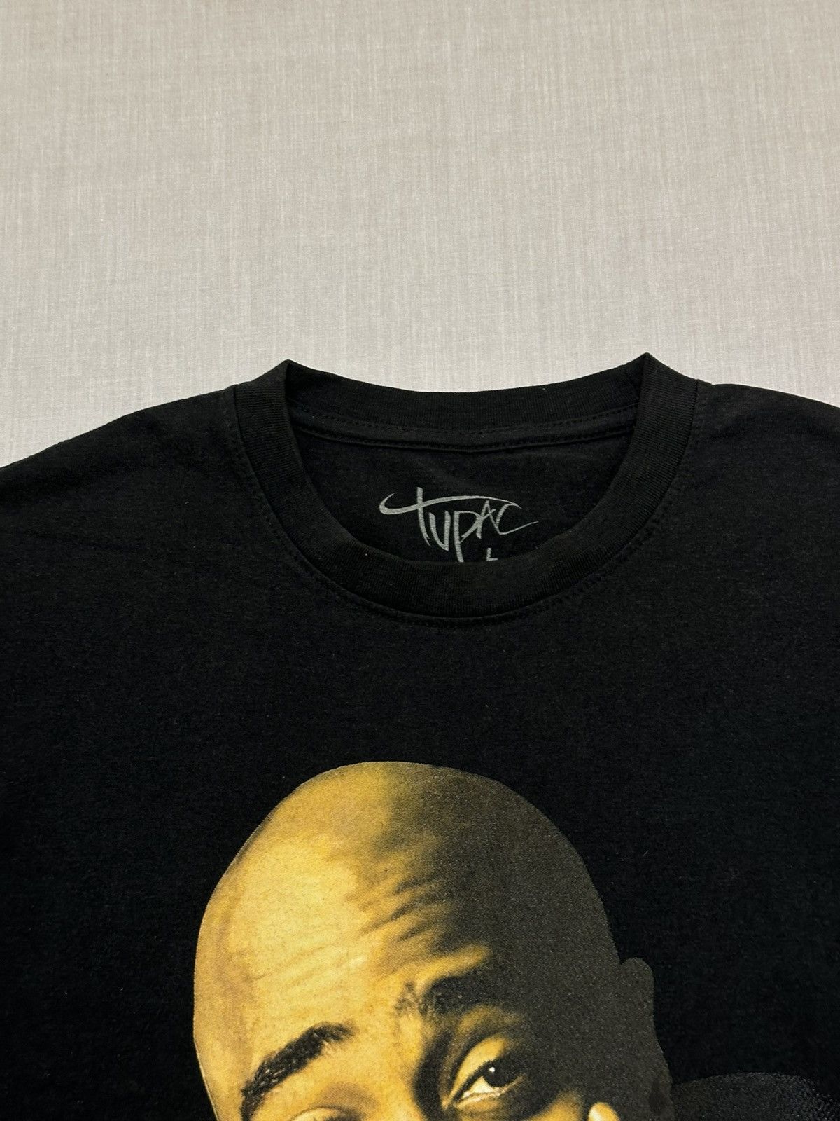 Vintage Y2k t-shirt of rapper Tupac Shakur. Size US L / EU 52-54 / 3 - 9 Thumbnail