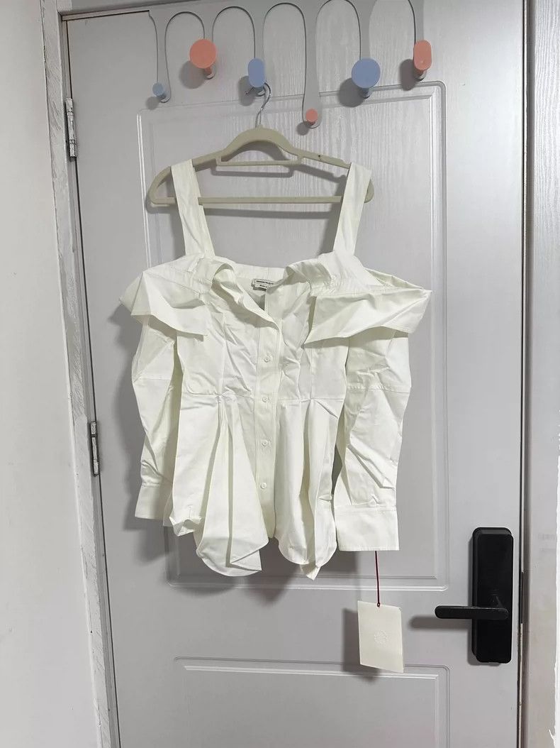 Alexander McQueen Alexander McQUEEN size 42 White deconstructive shirt 2505- Size L / US 10 / IT 46 - 2 Thumbnail