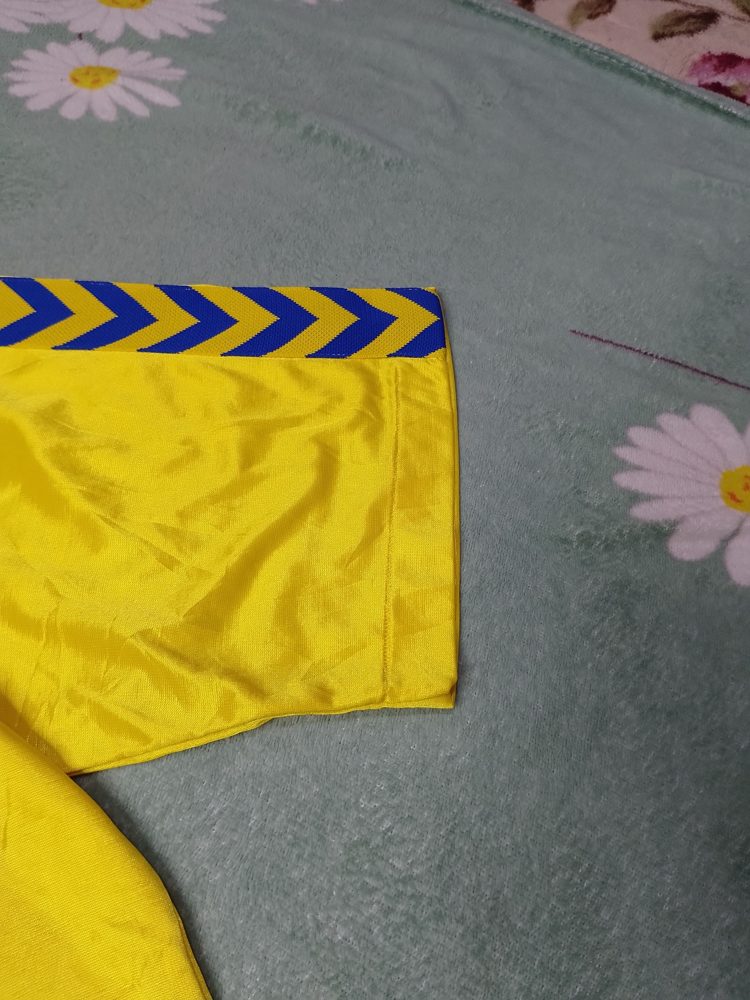 Hummel × Vintage Vintage Hummel Jersey Templete Size US L / EU 52-54 / 3 - 9 Thumbnail