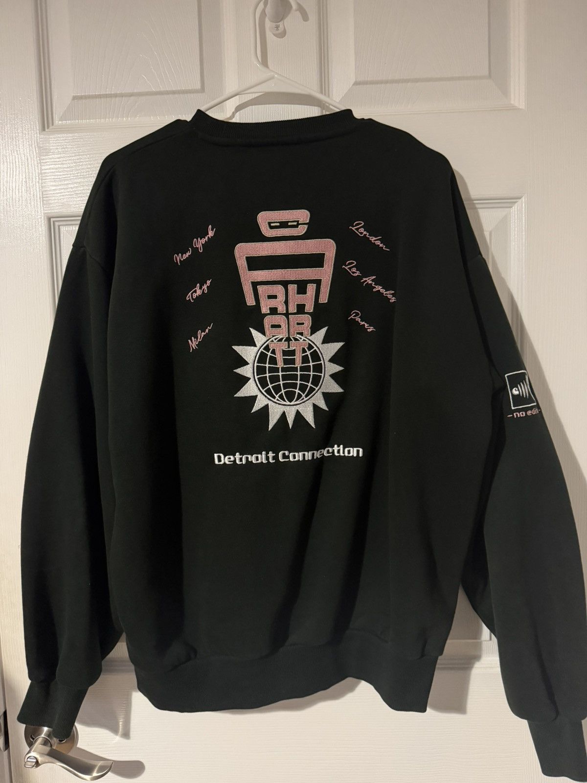 Carhartt Wip Carhartt WIP Embroidered Sweatshirt Size US S / EU 44-46 / 1 - 2 Thumbnail