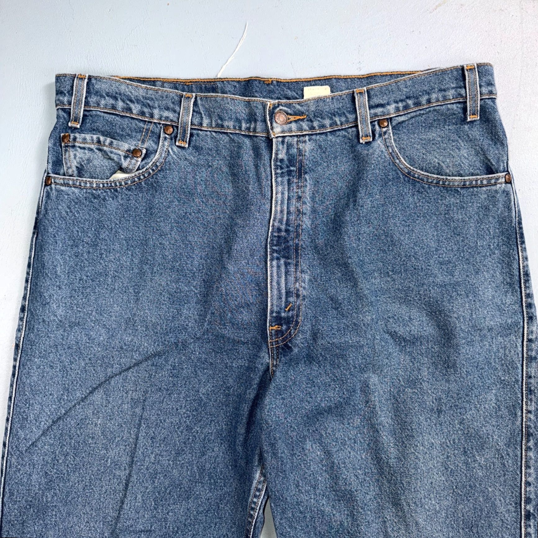 VINTAGE Levi's 540 Relaxed Fit Jeans Blue Med Wash 40x30 90s Mens