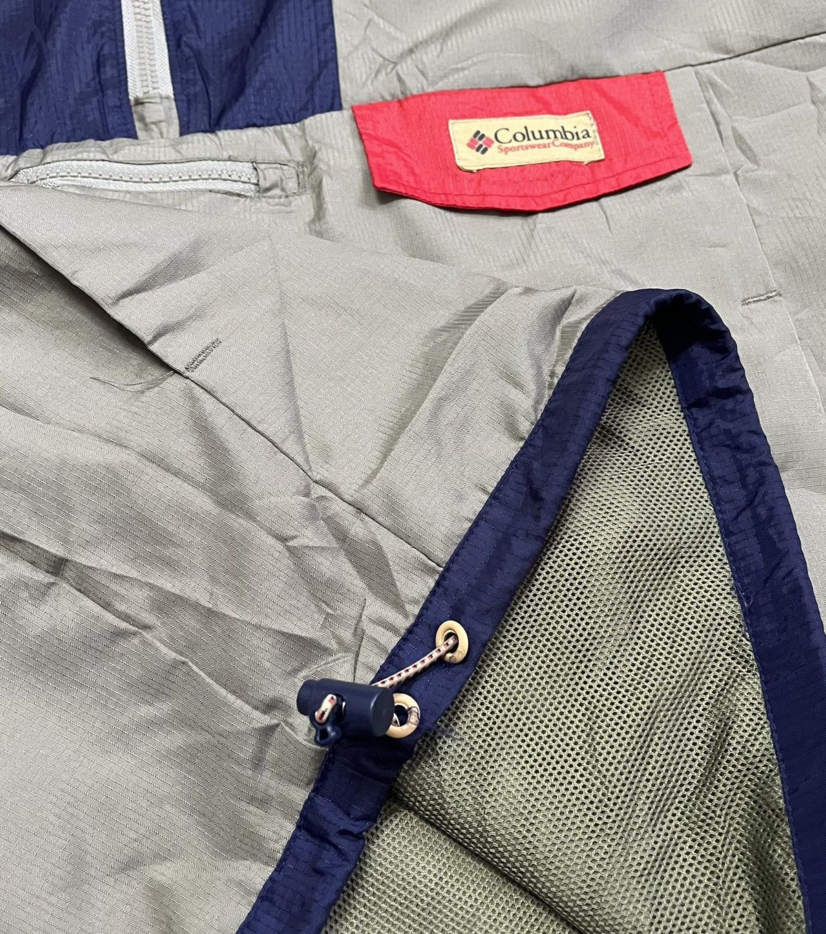 Columbia COLUMBIA Very Rare Design Windbreaker/Light Jacket Size US L / EU 52-54 / 3 - 10 Thumbnail