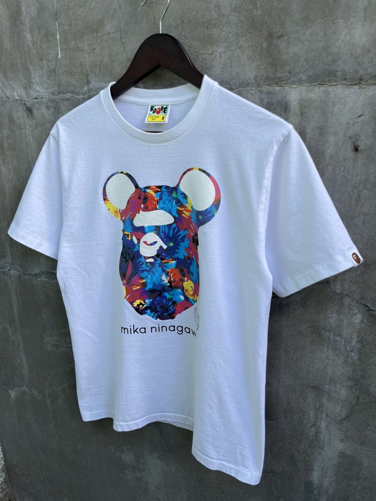 Bape 2019 Mika Ninagawa Tee Size US M / EU 48-50 / 2 - 4 Thumbnail