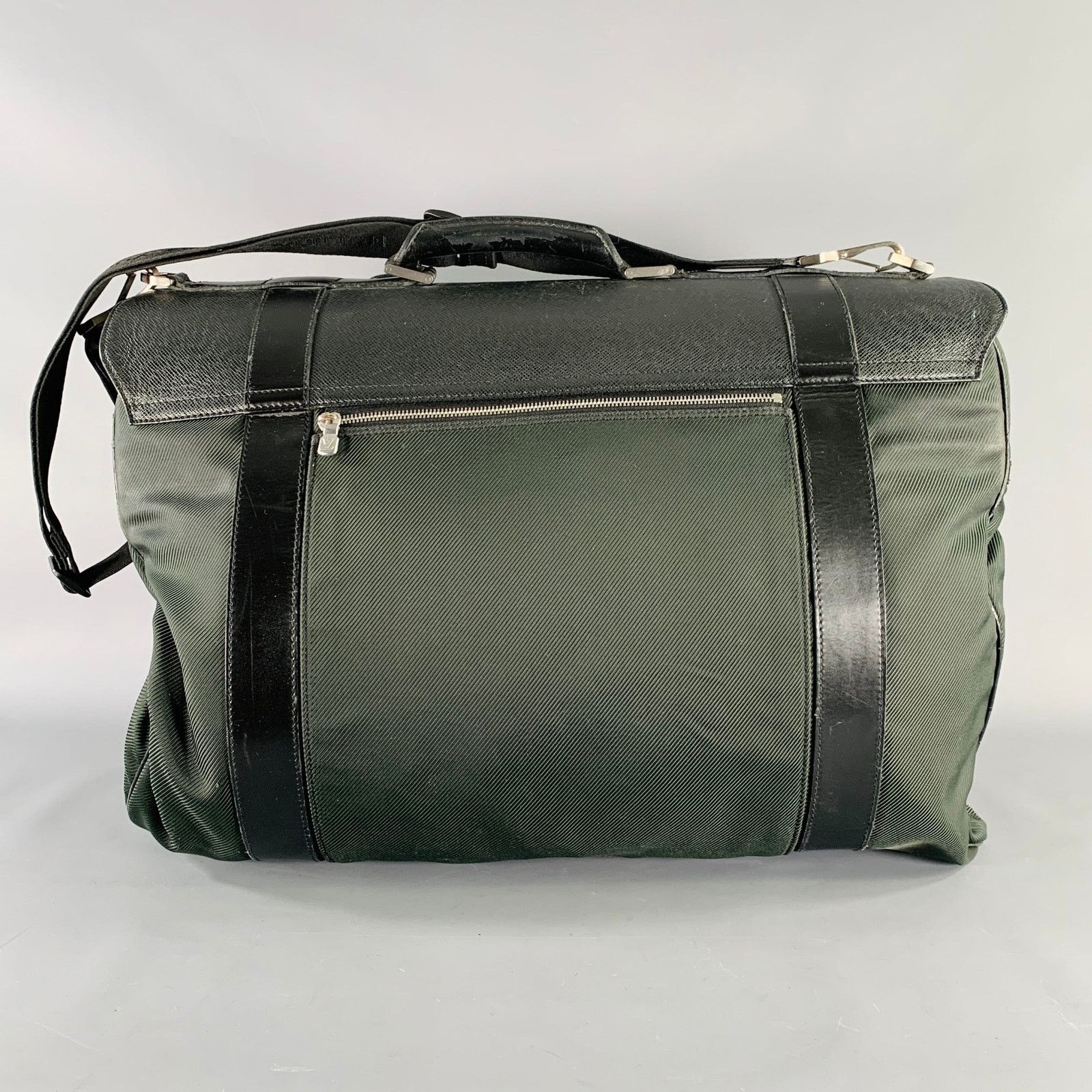 Louis Vuitton Taiga Portable Gibeciere Ardoise Two Tone Nylon Leather Size ONE SIZE - 5 Thumbnail