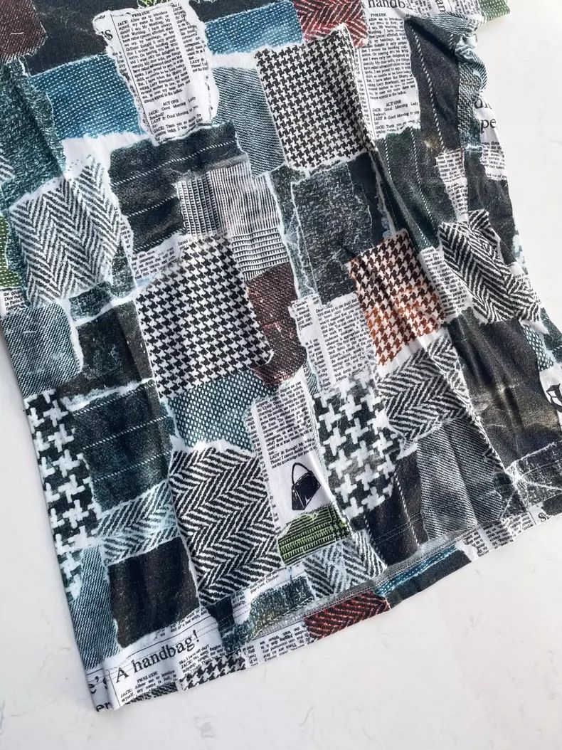 John Galliano John Galliano Newspaper collage print T-shirt 2504-Nextarro Size US S / EU 44-46 / 1 - 5 Thumbnail