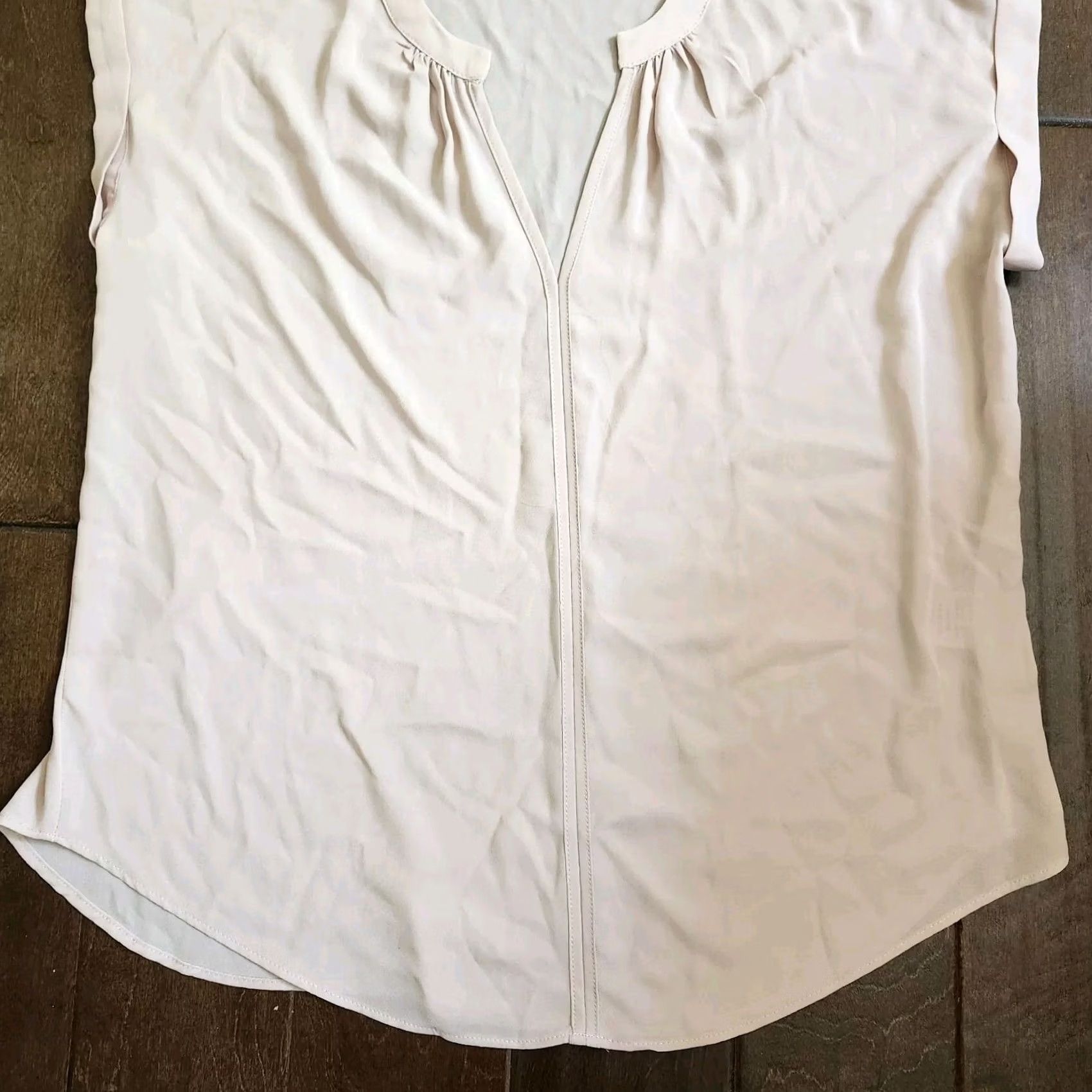 Vintage Philosophy Beige V-Neck Blouse Women's L Regular - Beige, Solid, Polyester, Machine Washable, Casual, Travel, Classic, Spring Summer Fall Size L / US 10 / IT 46 - 3 Thumbnail