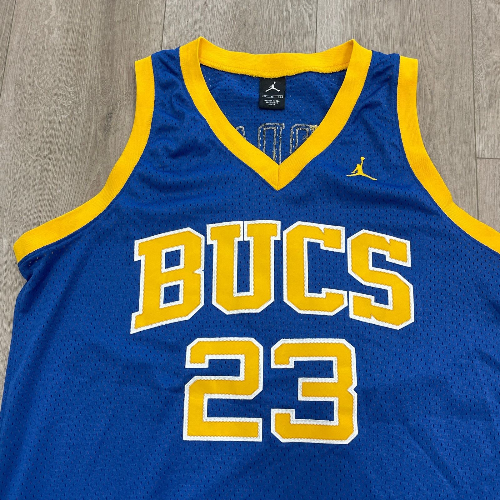Jordan Brand Michael Jordan Laney High School Bucs basketball jersey XL Size US XL / EU 56 / 4 - 3 Thumbnail