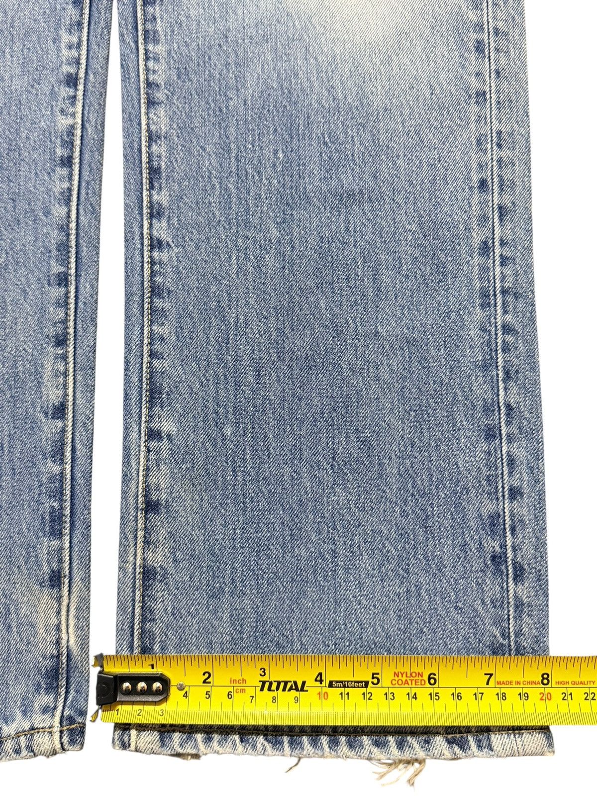 Uniqlo Vintage Japanese Uniqlo Light Faded Wash Distressed Loose Size US 34 / EU 50 - 16 Thumbnail