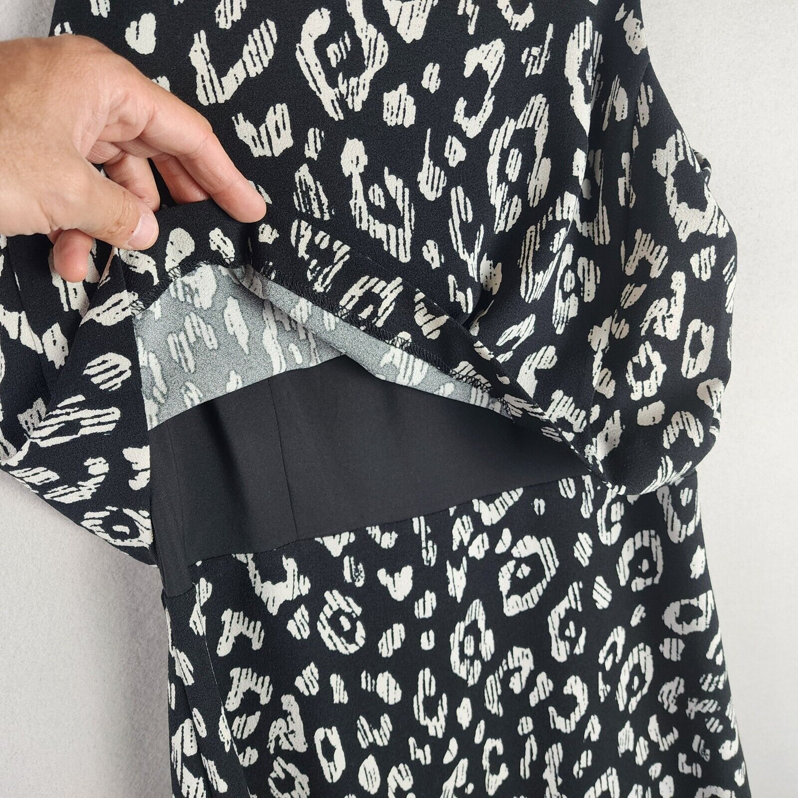 Banana Republic Banana Republic Animal Print Dress Sleeveless Flared Size 6 Size M / US 6-8 / IT 42-44 - 8 Thumbnail