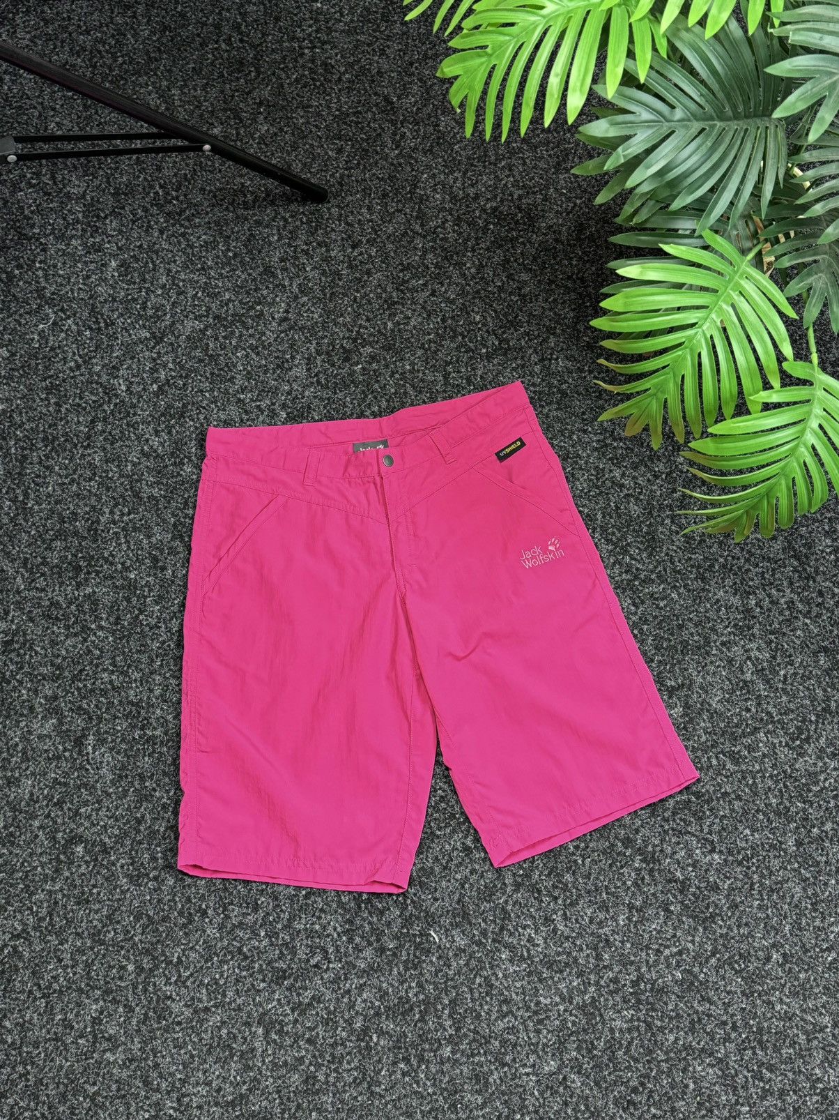 Jack Wolfskin Jack Wolfskin shorts Women outdoor size M Size 32" / US 10 / IT 46 - 1 Thumbnail