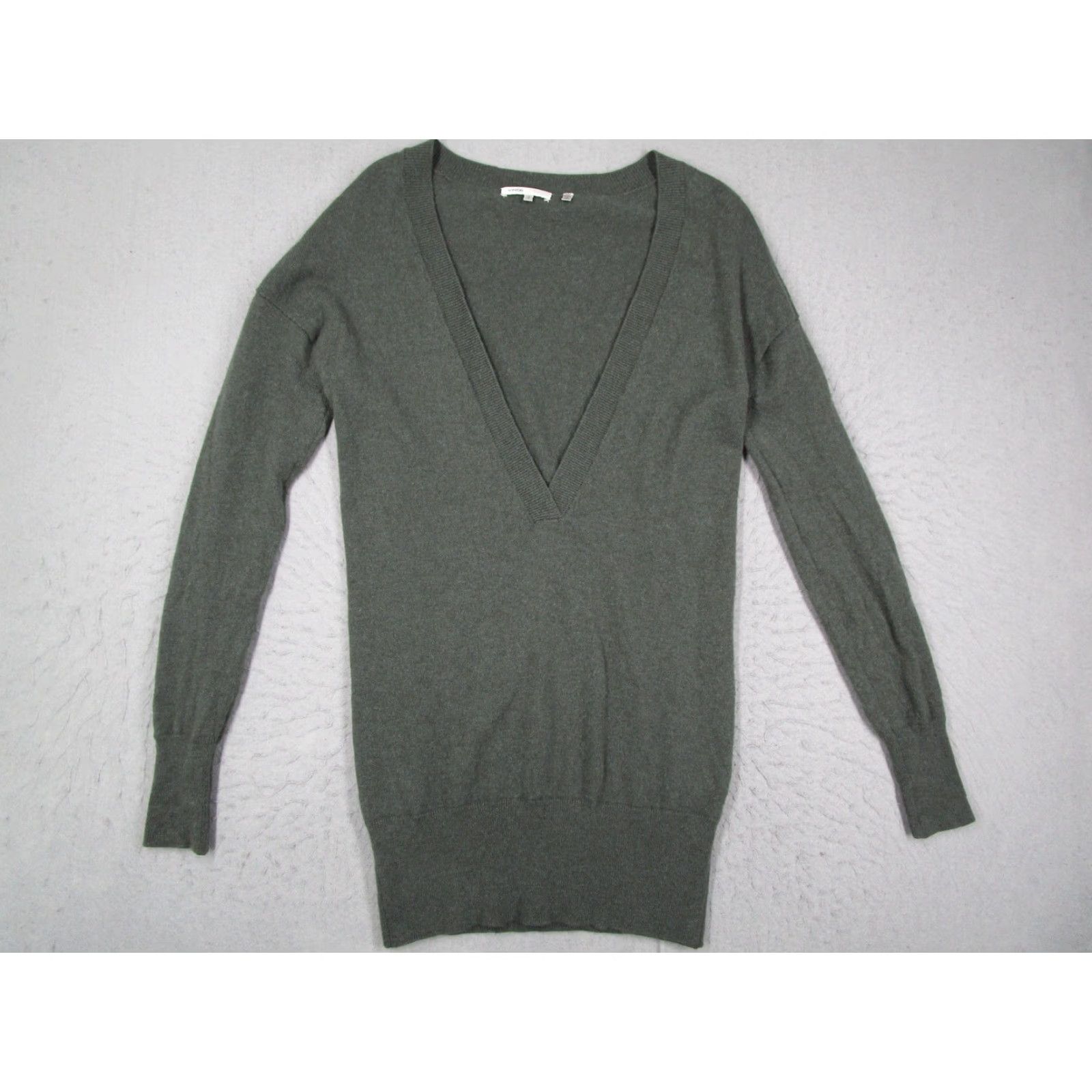 Vince Vince Sweater Womens Small Green 100% Cashmere Deep V Neck Knit Pullover Size S / US 4 / IT 40 - 2 Thumbnail