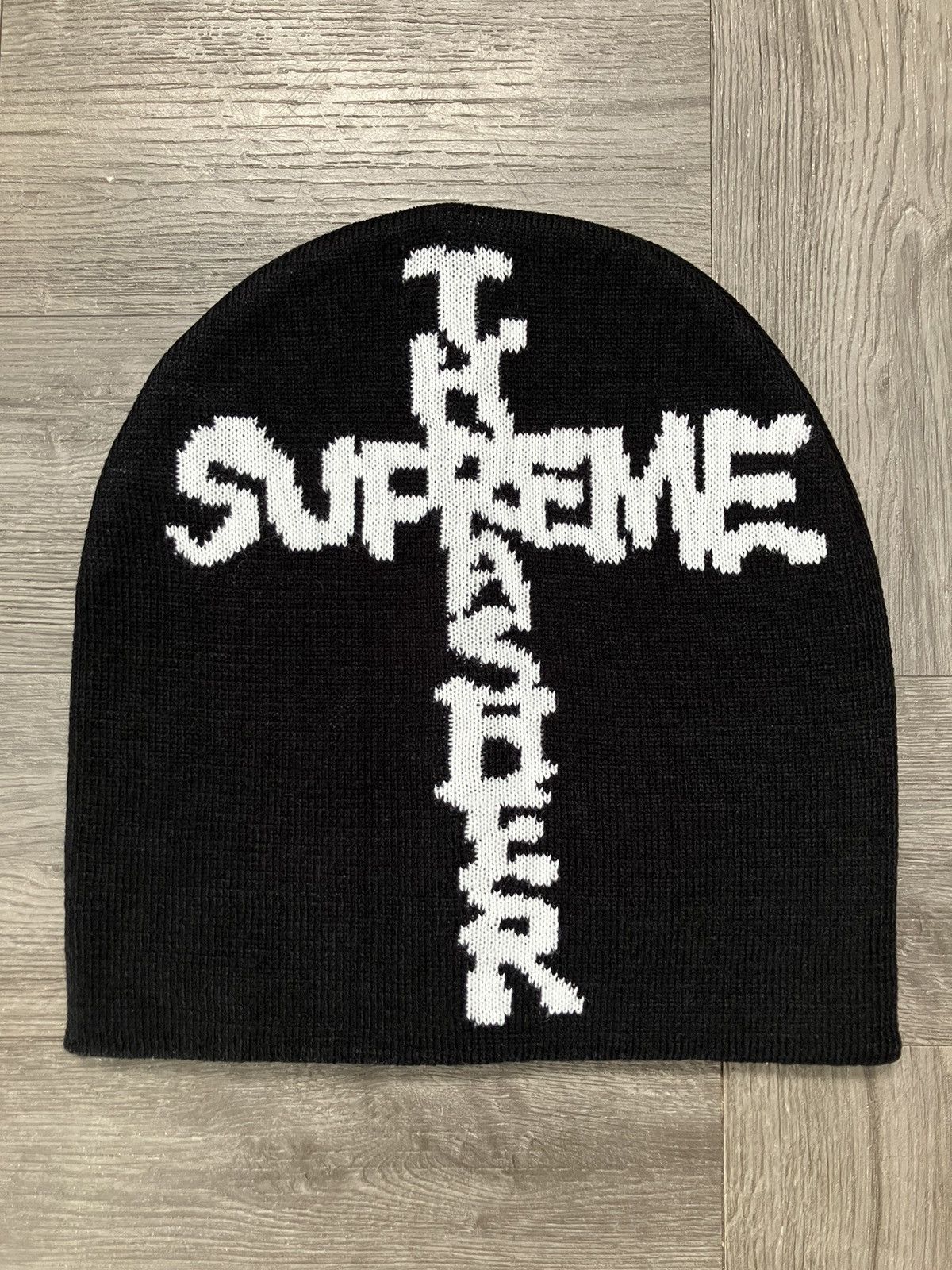 Supreme Thrasher Beanie ブラック Supreme Thrasher Beanie (FW24) - $44