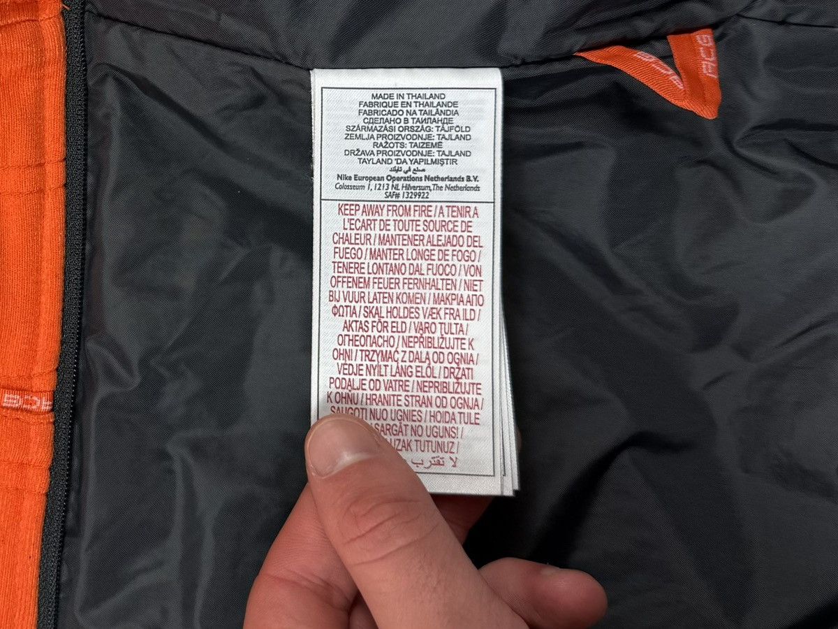 Nike ACG Nike ACG Gore-Tex Hooded Jacket Orange Vintage Size US S / EU 44-46 / 1 - 16 Thumbnail