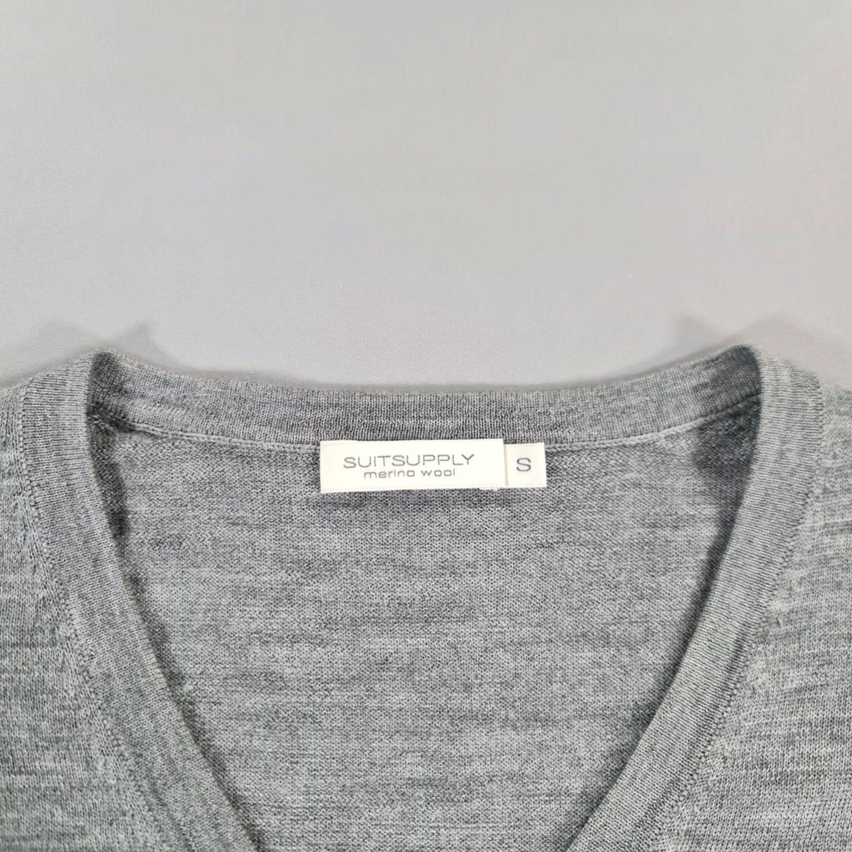 Suitsupply Suitsupply Mens Jumper Grey Small 100% Merino Wool Lightweight Knit Pullover Size US S / EU 44-46 / 1 - 3 Thumbnail