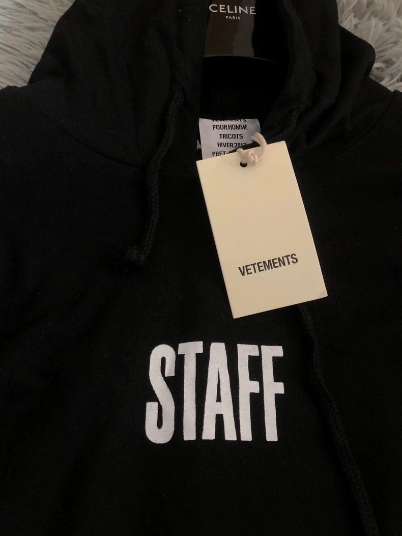 Vetements Vetements 17ss Staff Lettering Hoodie Size US S / EU 44-46 / 1 - 2 Thumbnail