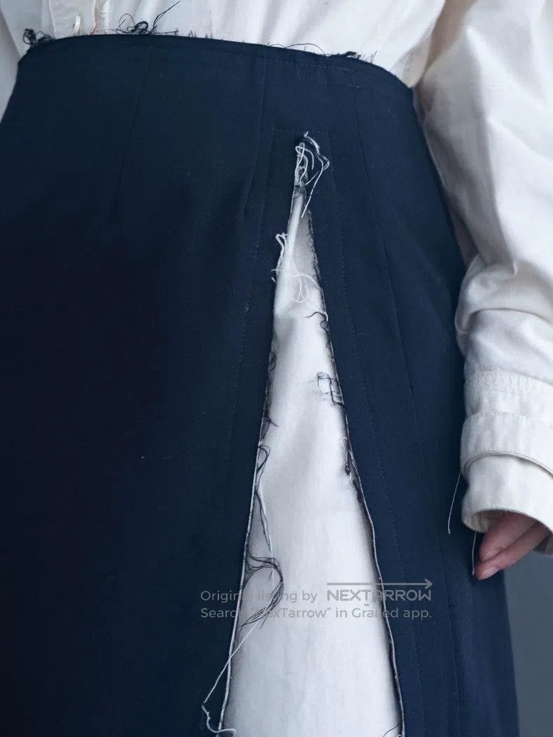Comme des Garcons Comme Des Garcons size S Deep navy blue torn skirt Size 24" / US 00 / IT 34 - 8 Thumbnail
