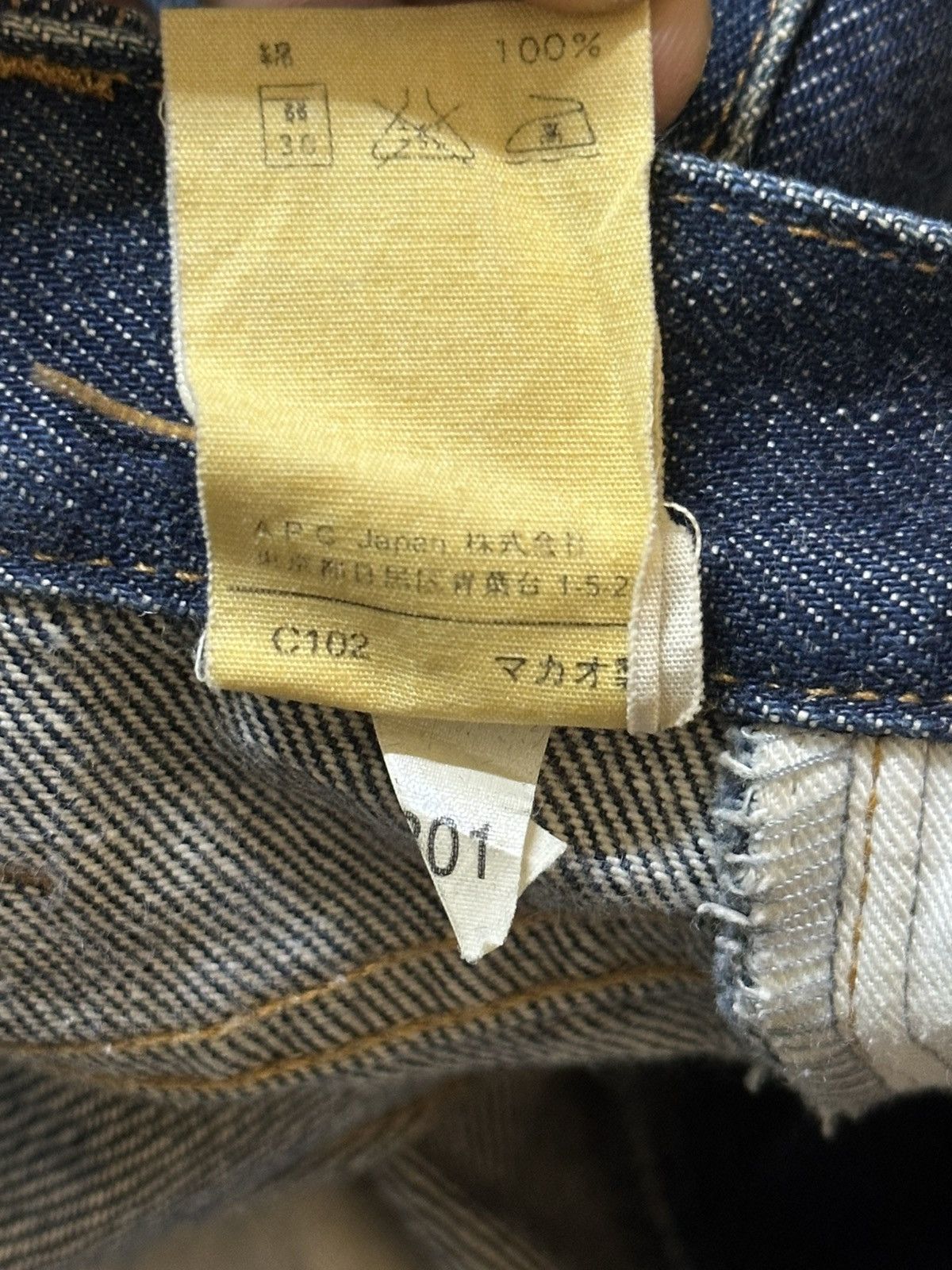 A.P.C. Vintage Japan A.P.C Blue Faded Wash Style Jeans Size US 33 - 11 Thumbnail