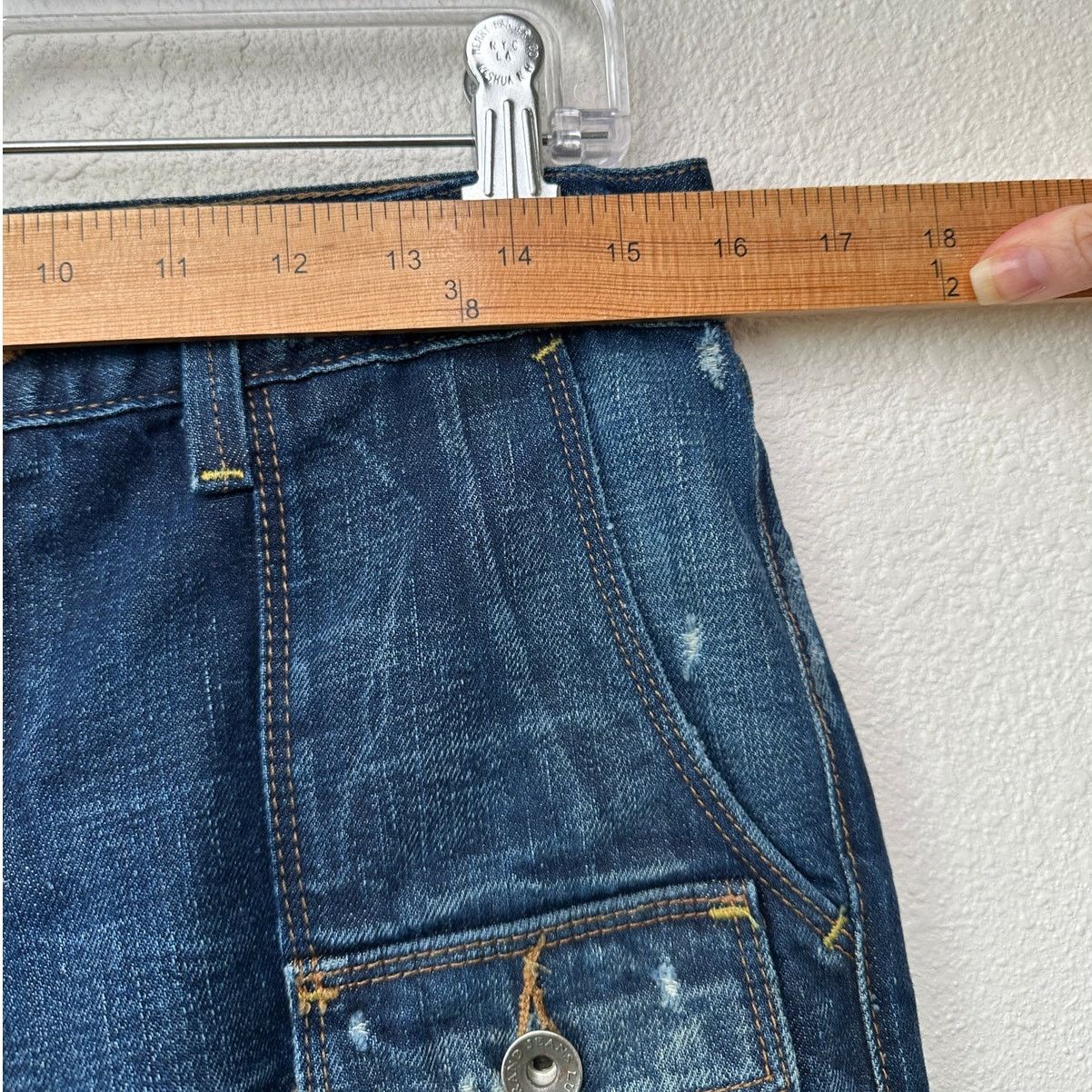 Lucky Brand Lucky Brand Y2K Low Rise Dark Medium Wash Cargo Jeans 4/27 Size 27" / US 4 / IT 40 - 12 Thumbnail