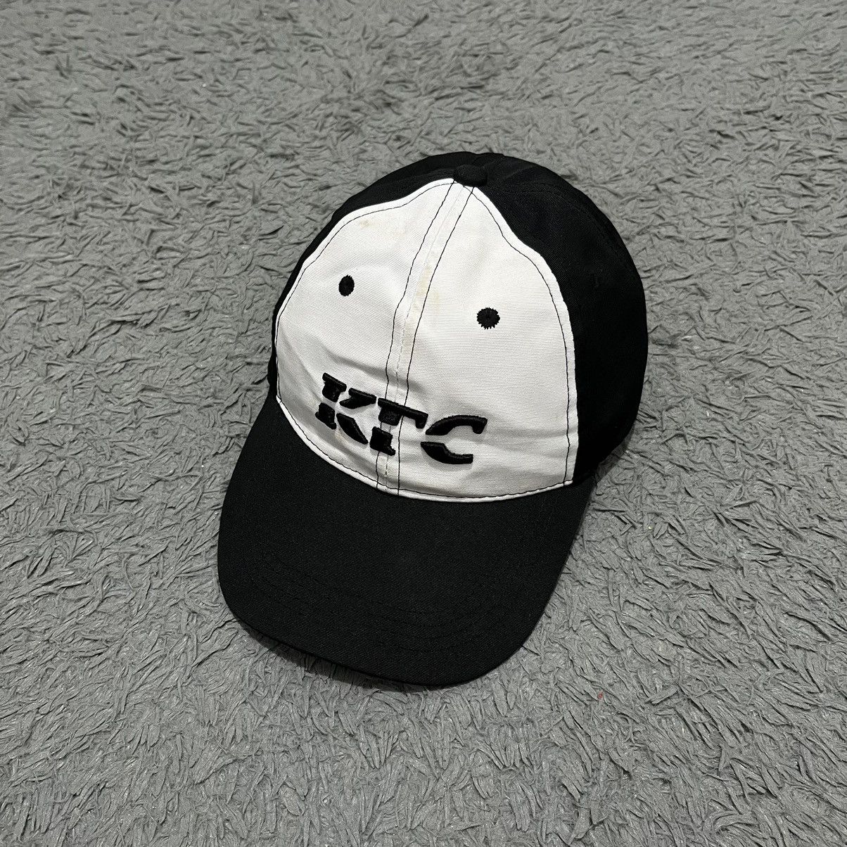 Karl Lagerfeld KFC Karl Legerfeld Hats Size ONE SIZE - 1 Thumbnail
