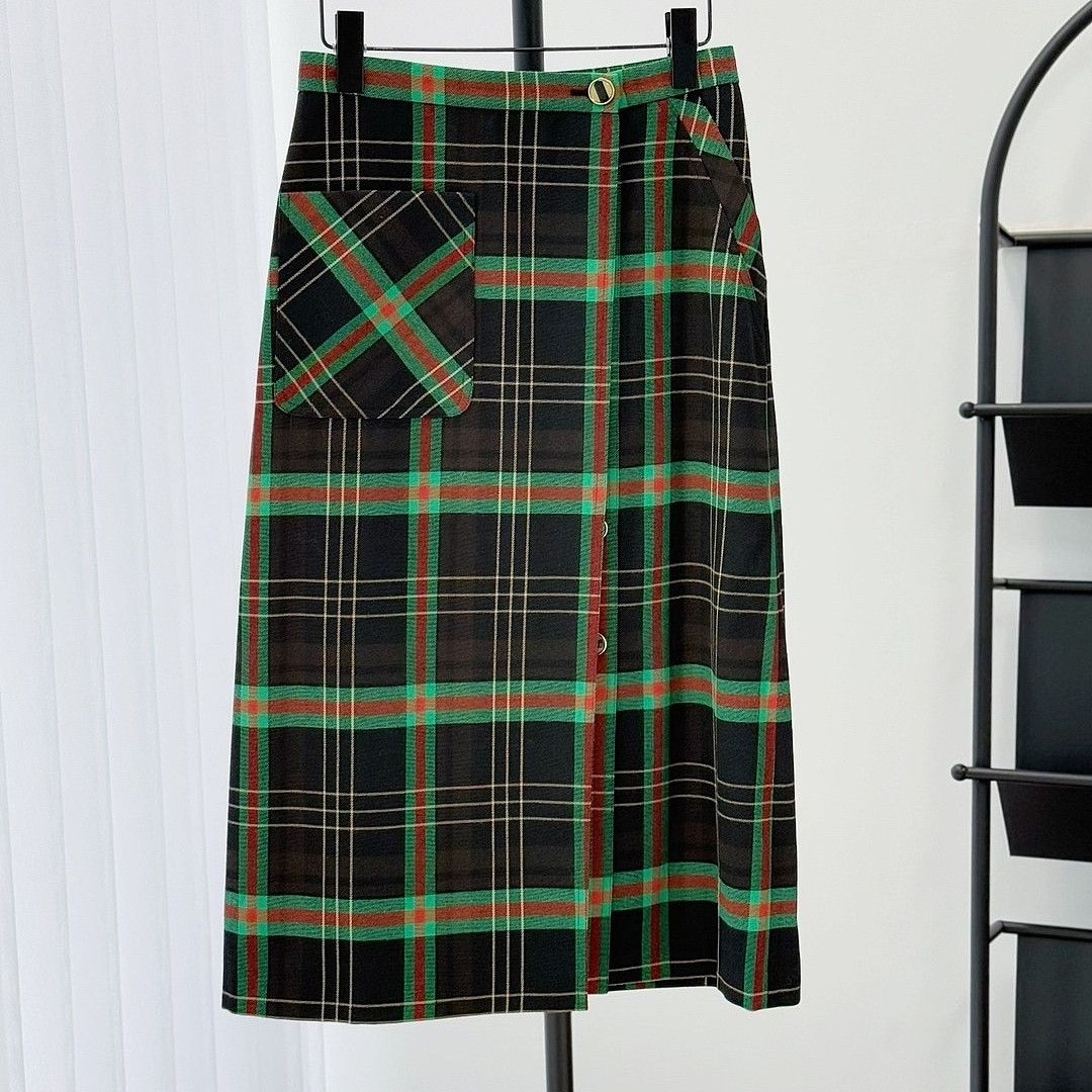 Gucci Gucci Plaid Midi Skirt Size 40 Size 27" / US 4 / IT 40 - 1 Thumbnail