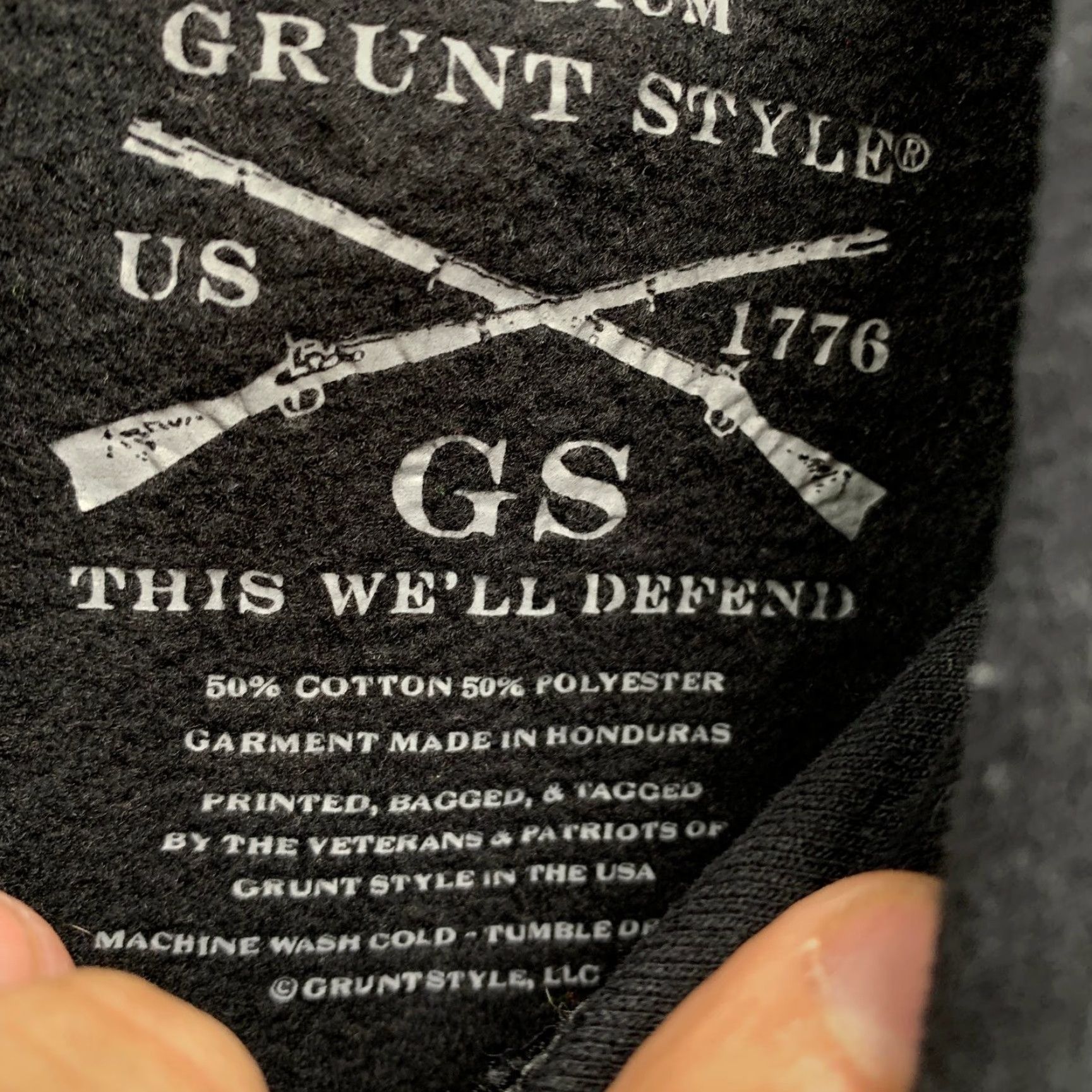 Vintage Grunt Style Sweatshirt Mens Medium Hoodie Black Boubon Makes It Better USA Flag Size US M / EU 48-50 / 2 - 5 Thumbnail
