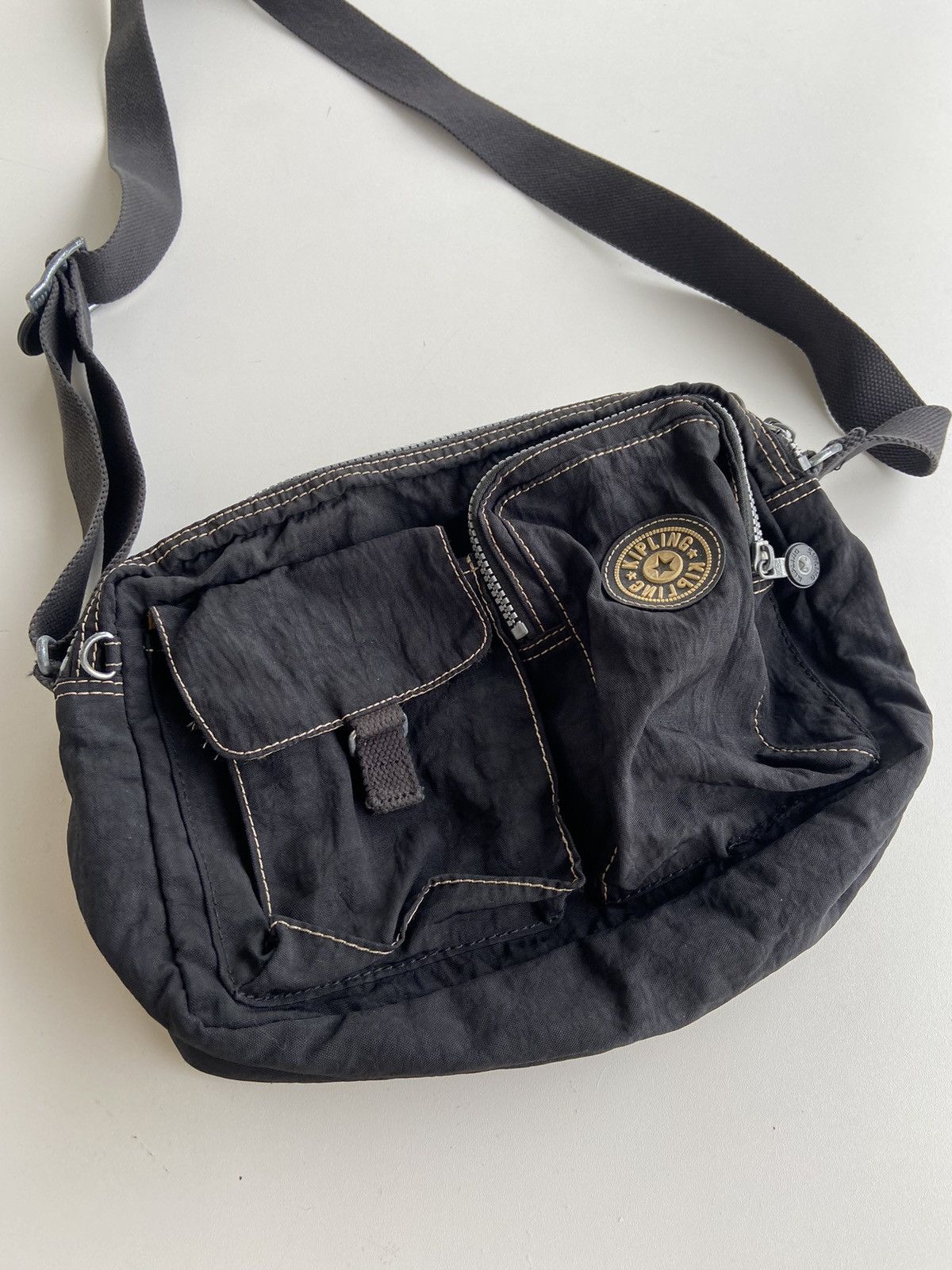 Japanese Brand × Vintage Kipling Vintage Messenger Y2K black Size ONE SIZE - 2 Thumbnail